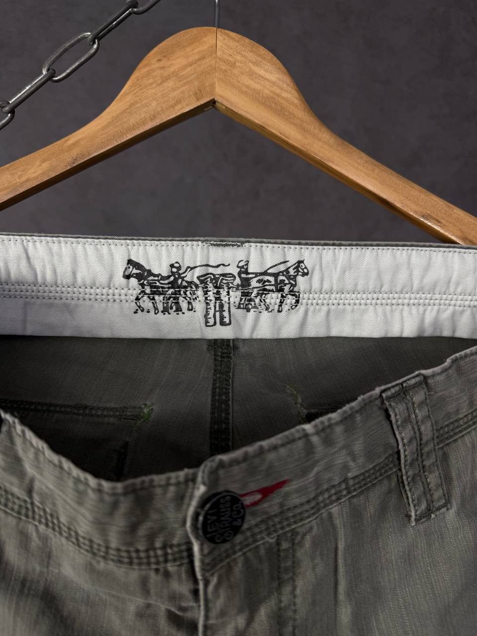 Levi's Levi’s Giants cargo pants Size US 31 - 4 Thumbnail