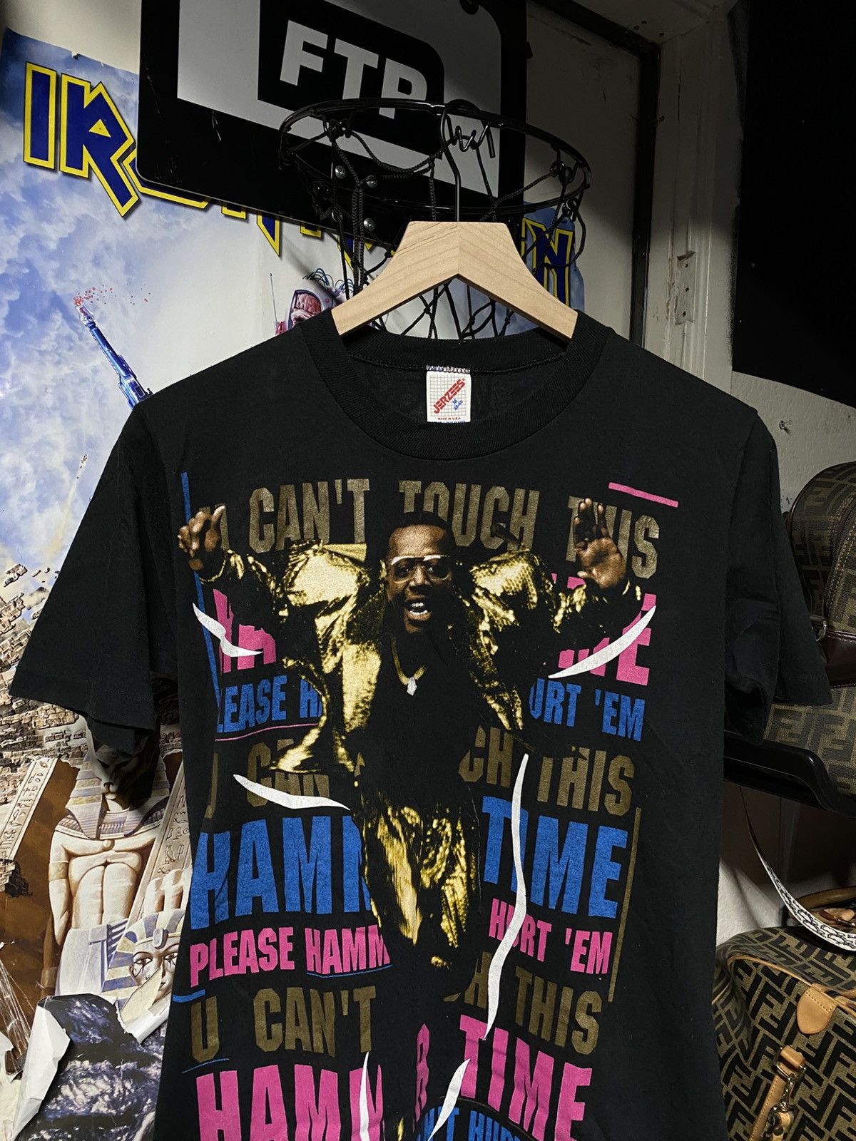 Band Tees Vintage 1991 MC Hammer Rap Tour T-Shirt Small Size US S / EU 44-46 / 1 - 8 Thumbnail
