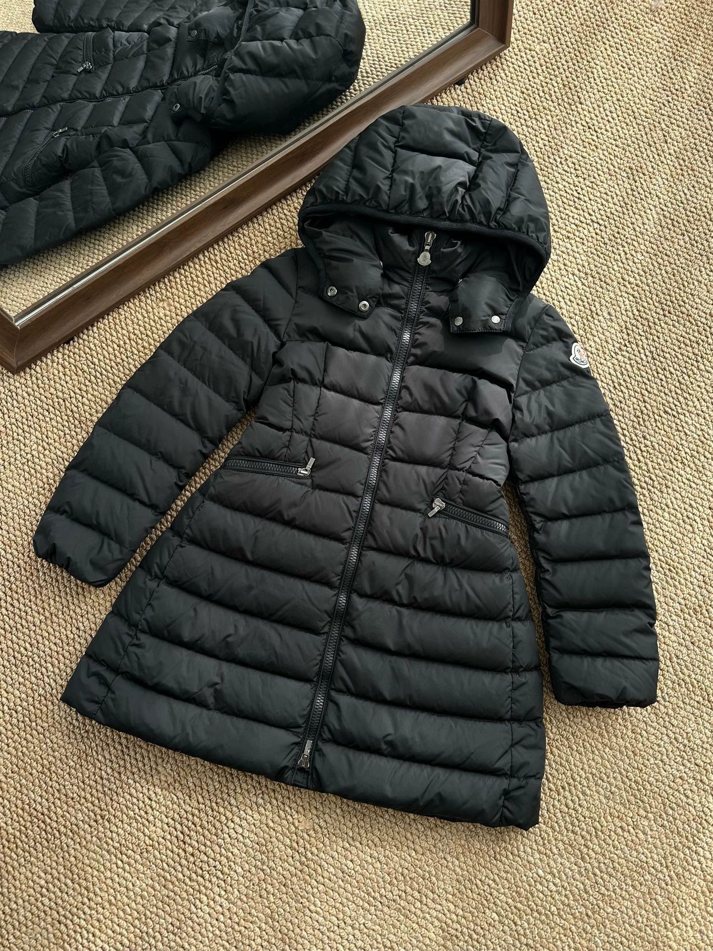 Moncler Moncler Black Down Jacket 8A 99% New Size S / US 4 / IT 40 - 1 Thumbnail