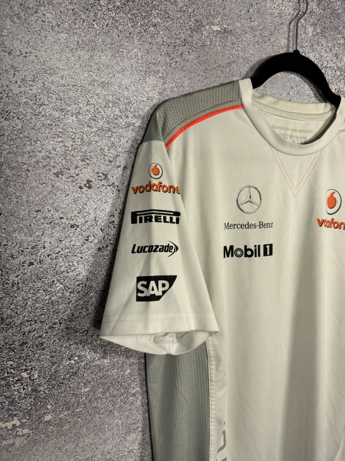 Hugo Boss × Mercedes-Benz × Vintage Vintage Mercedes Benz Vodafone Racing Team Jersey Size US L / EU 52-54 / 3 - 5 Thumbnail