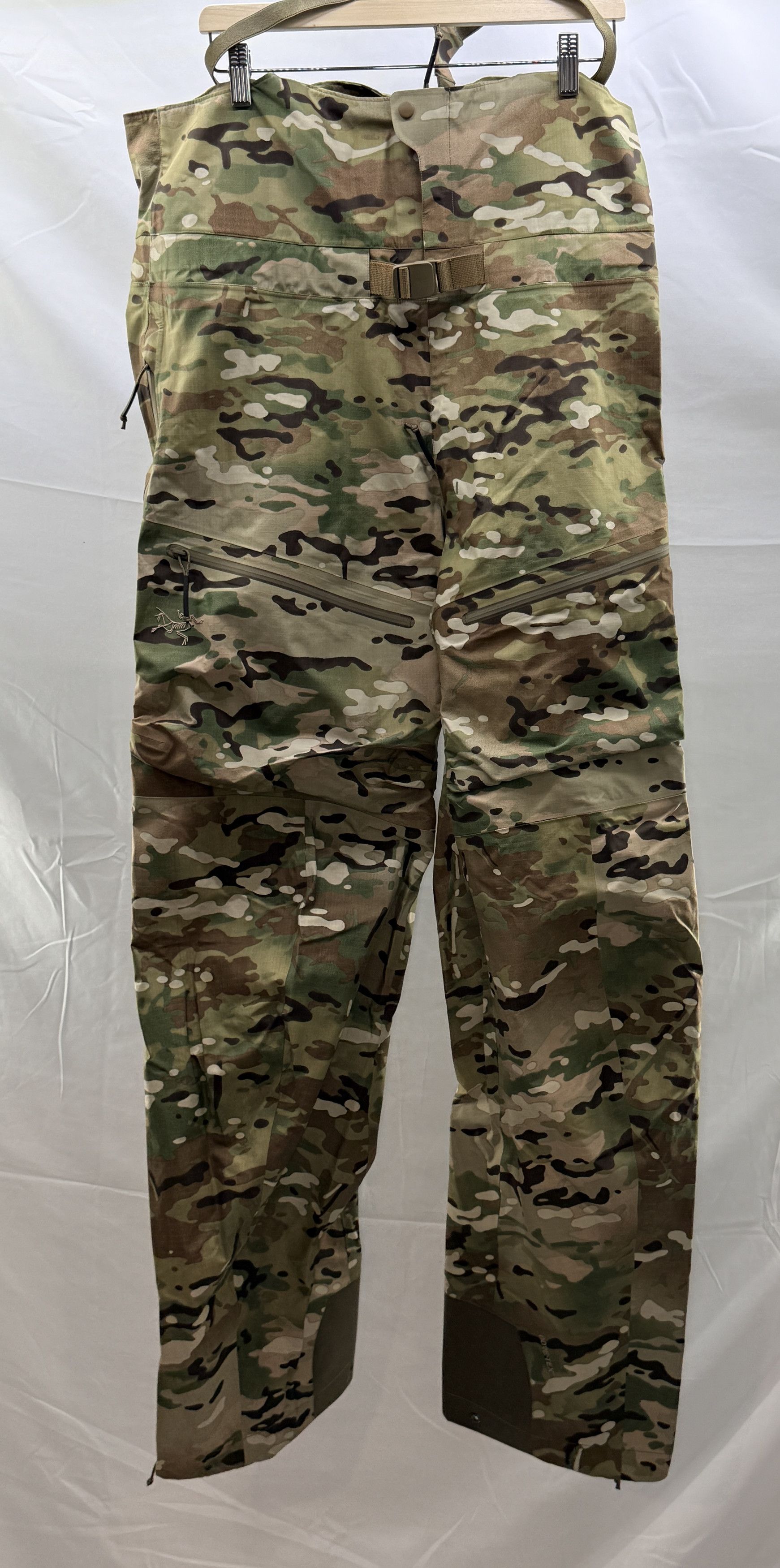 Arc'teryx ARCTERYX LEAF Alpha Gen 2 Multicam Gore Tex Pro Bib Pant Size US 39 - 1 Thumbnail