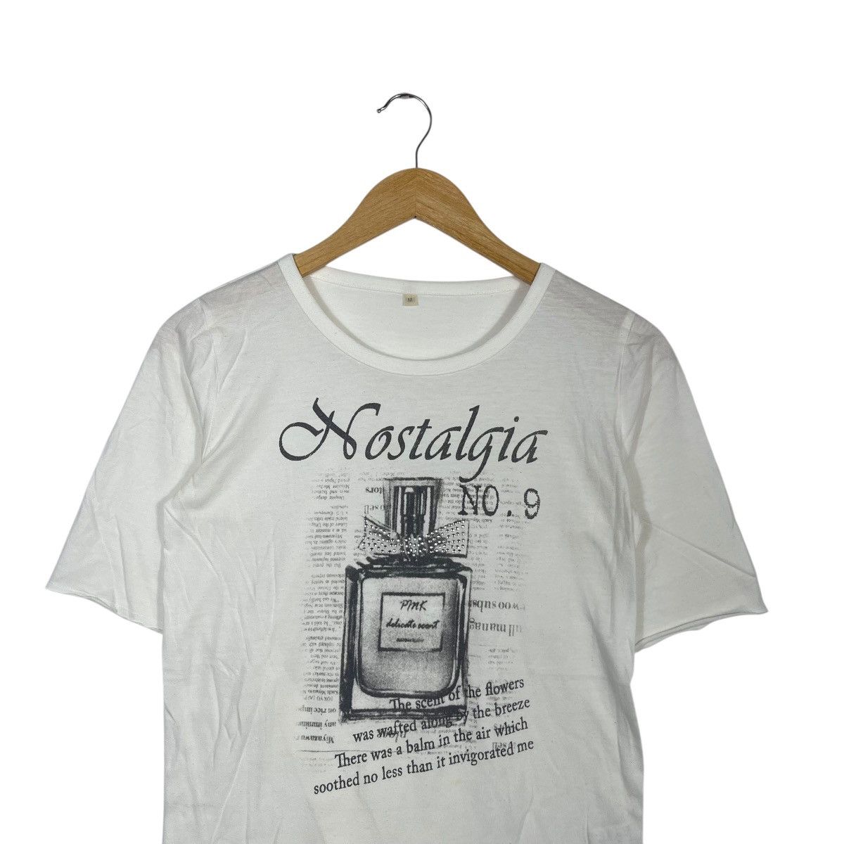 Vintage Nostalgia No.9 Perfume Graphic Tee White Minimal Soft Girl Size M / US 6-8 / IT 42-44 - 2 Thumbnail