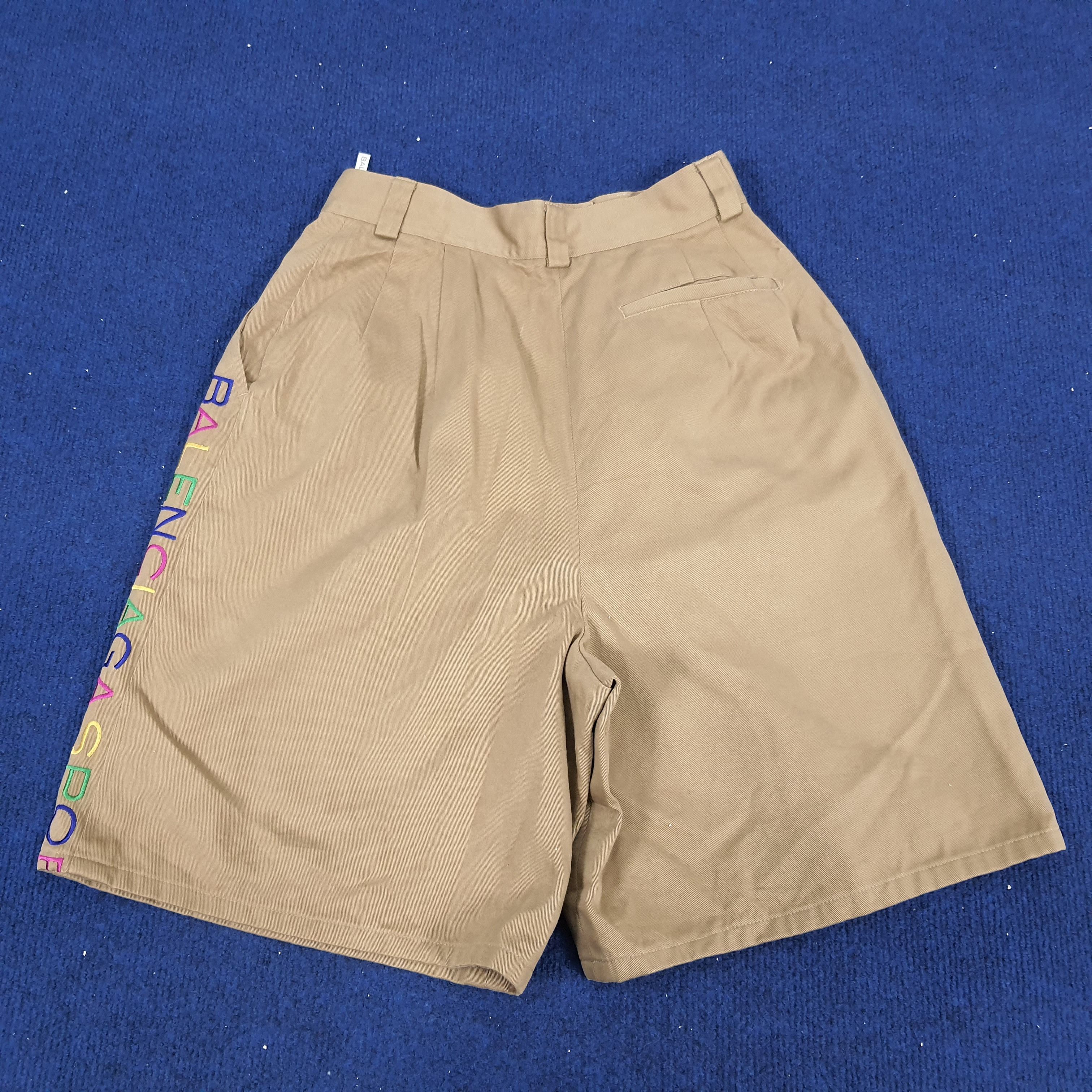 Balenciaga × Vintage Vintage Balenciaga Sports Spell Out Short Pants Size 22" - 3 Thumbnail