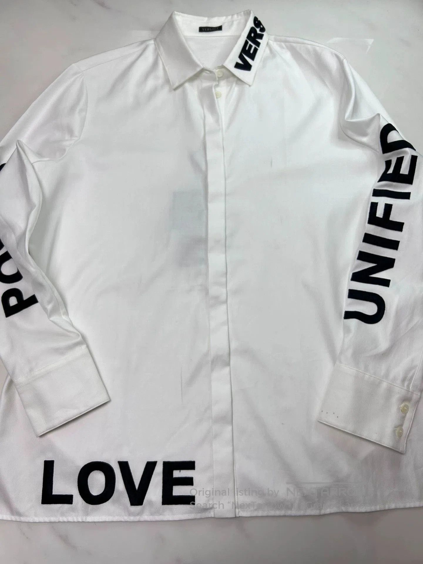 Versace Versace Love Shirt M-L New Arrival. Size US M / EU 48-50 / 2 - 2 Thumbnail