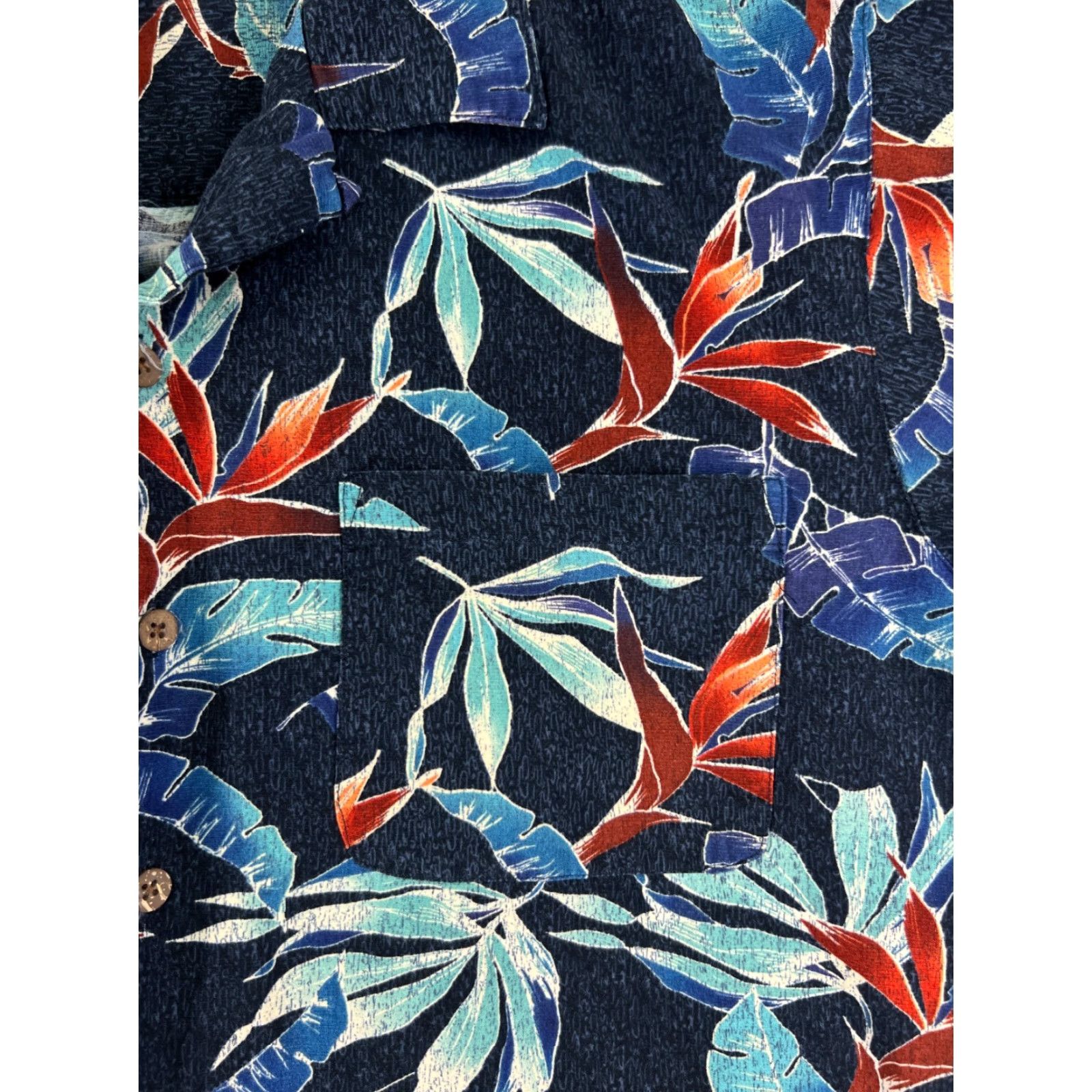 Paradise Milano Bay Shirt Men’s Blue Floral Hawaiian Resort Aloha Luau Button-Up Short Sleeve Regular Adult Large Viscoe Rayon Size US L / EU 52-54 / 3 - 6 Thumbnail