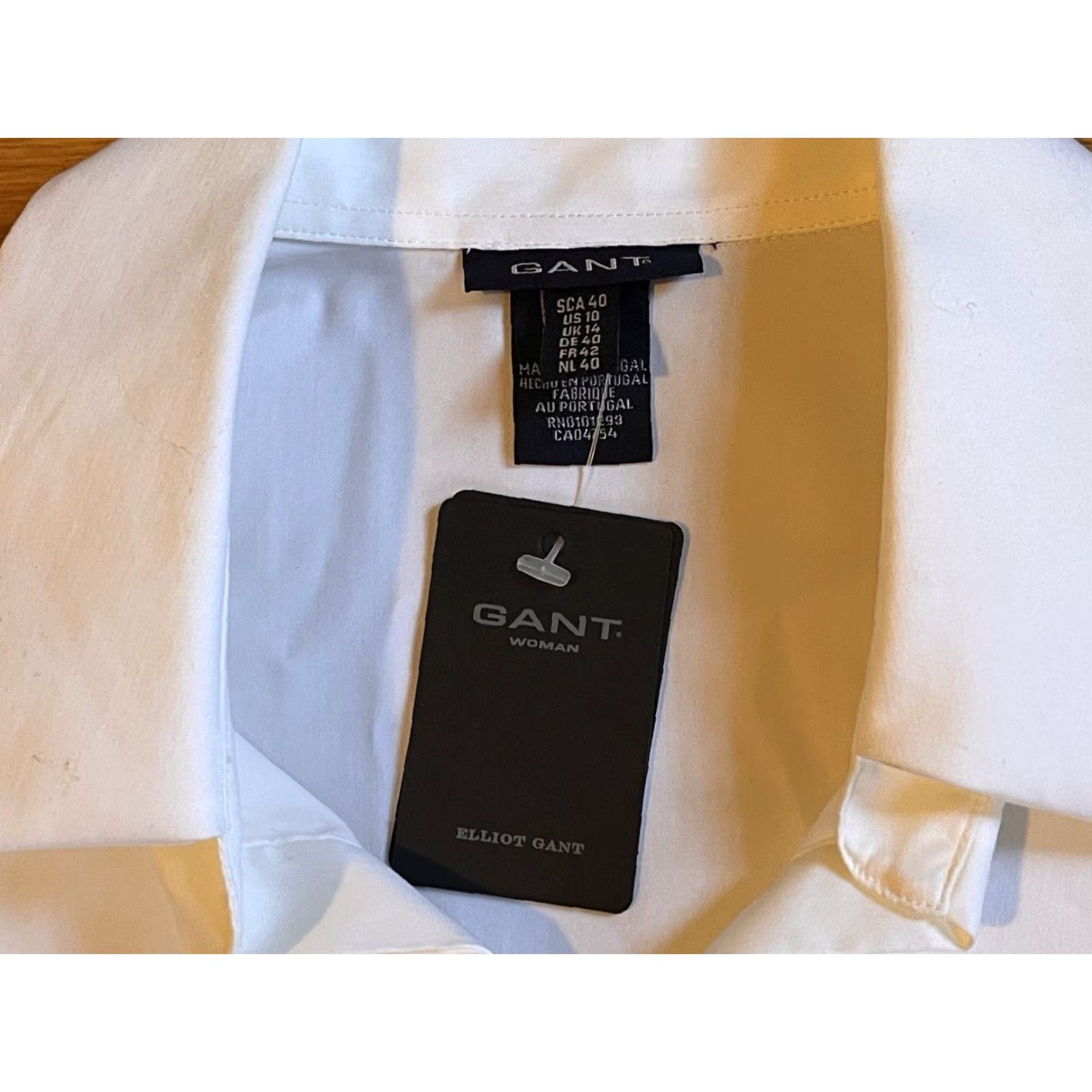 Gant Gant Satin Shirt Women’s 10 White Hidden Button Shirt Button-Up 10 White GANT Women Regular Size Type Regular Size L / US 10 / IT 46 - 4 Thumbnail