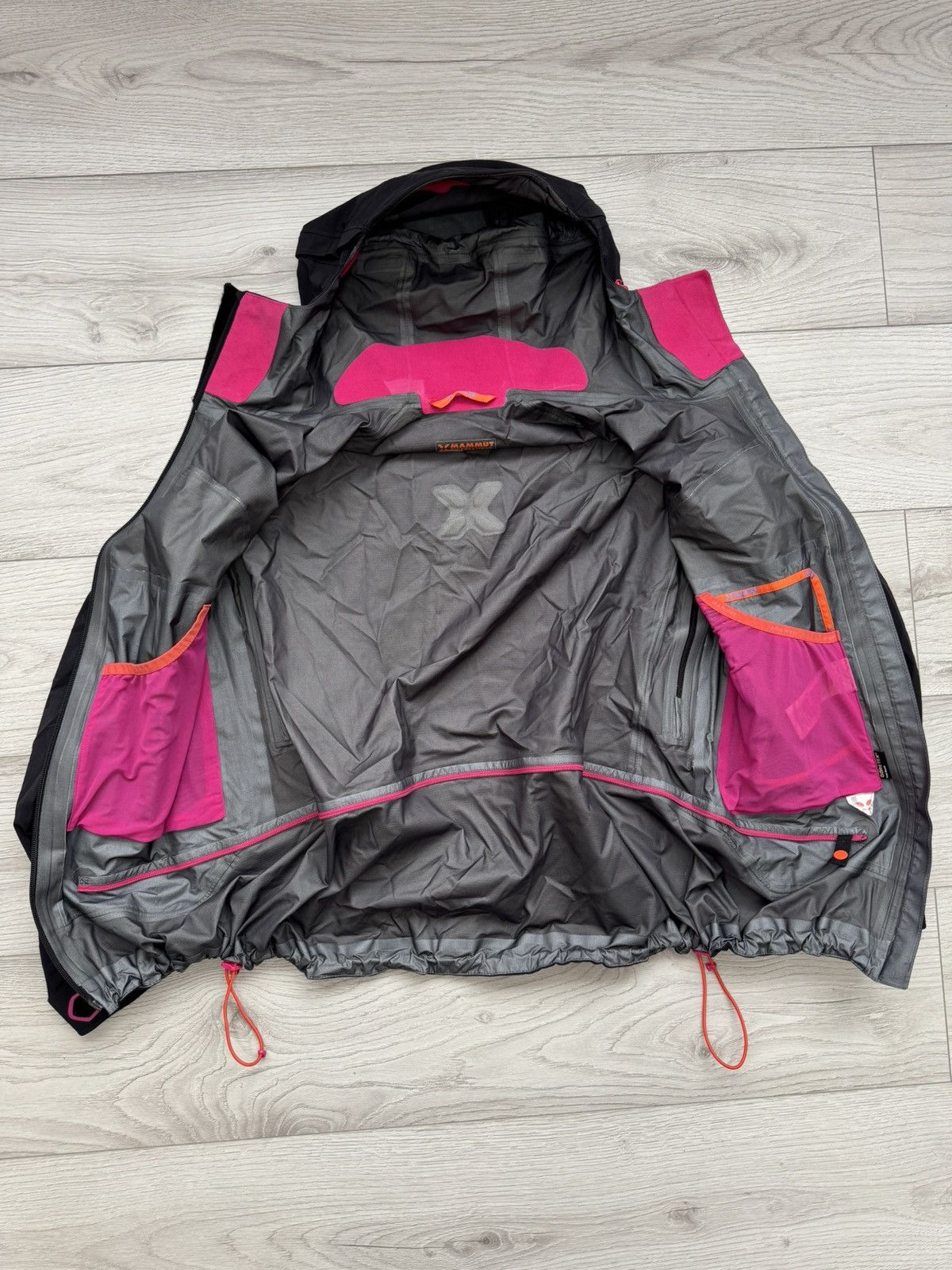 Goretex Mammut Extreme Ski Suit Size L / US 10 / IT 46 - 7 Thumbnail