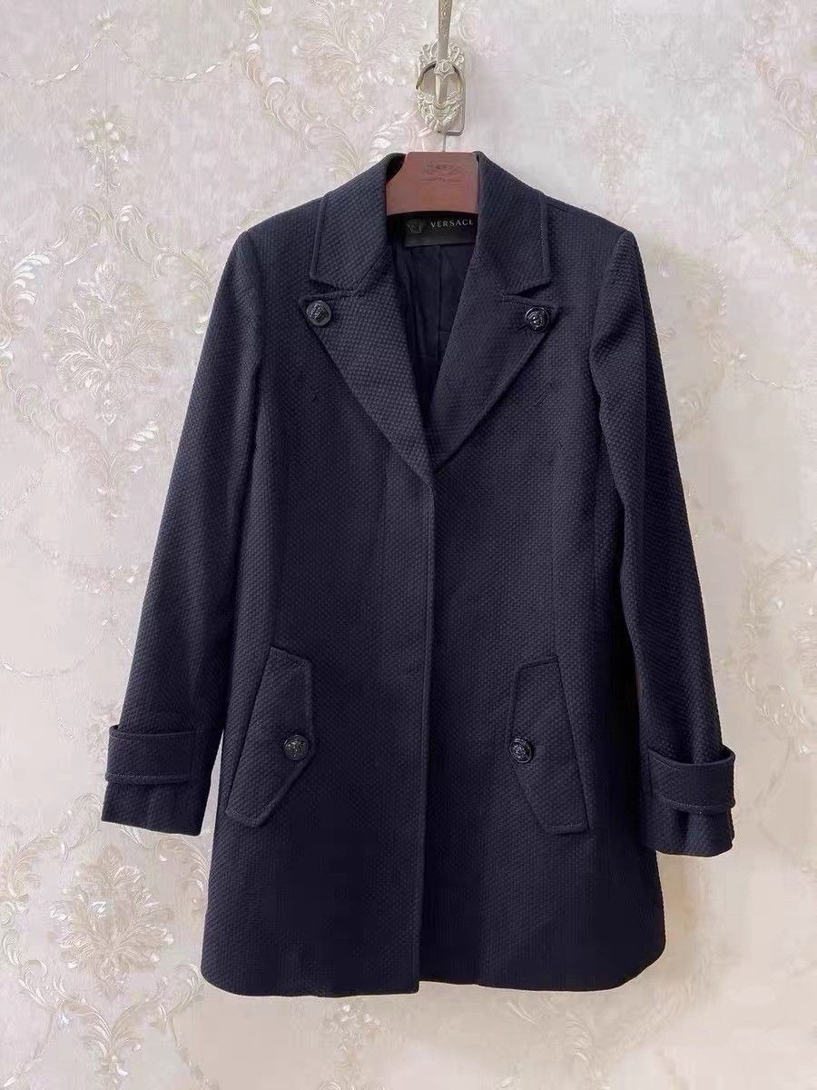 Versace Versace Runway Peak Lapel Waffle Trench Size US M / EU 48-50 / 2 - 1 Thumbnail
