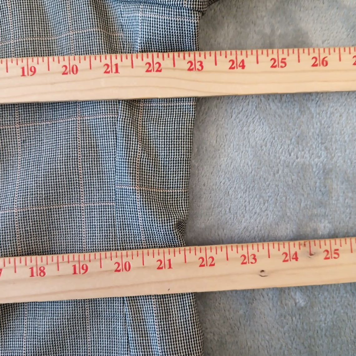 Jos. A. Bank Jos. A. Bank Blazer Mens 44 Gray Plaid Silk Wool Blend Two-Button Single Vent Jazz Notch Lapel 2 Piece Regular Mens Size 44R - 6 Thumbnail