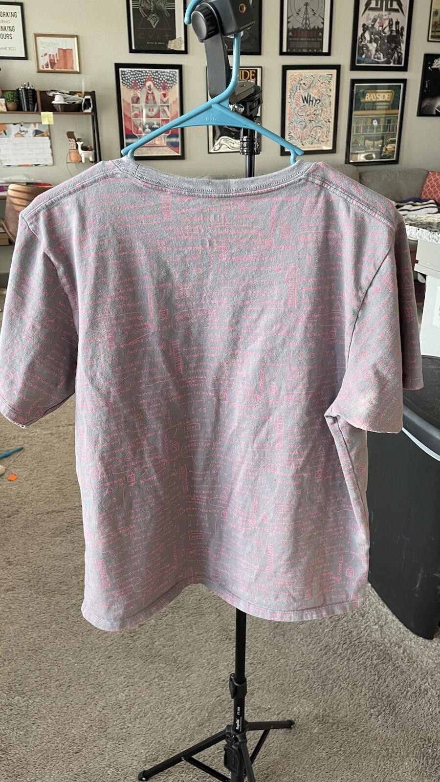 Uniqlo Uniqlo Jean-Michel Basquiat Shirt Gray With Pink M SPRZ NY Size US XS / EU 42 / 0 - 4 Thumbnail