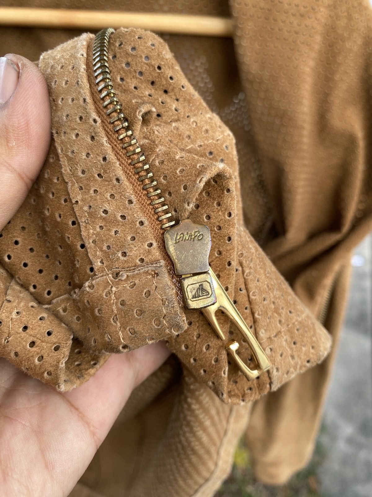 Gucci Vintage 2000s Gucci Tom Ford Era Mesh Leather Vera Pelle Size US L / EU 52-54 / 3 - 11 Thumbnail