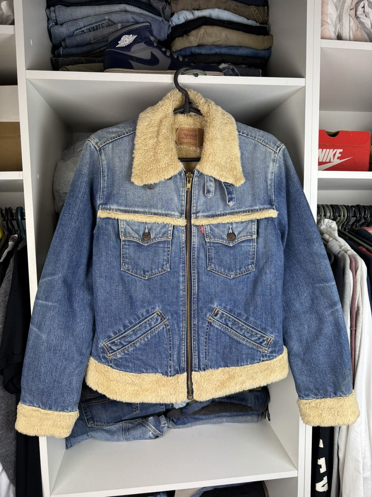 Levi's Vintage Levi's Sherpa Denim Jacket Zip Girls S Fits Women XS Size XS / US 0-2 / IT 36-38 - 1 Thumbnail