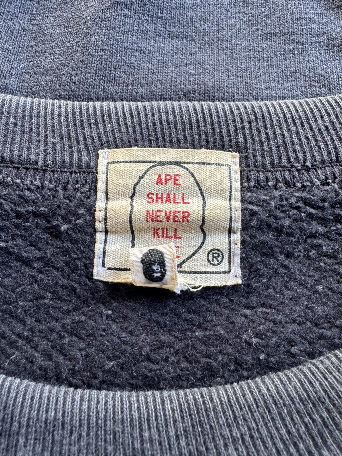 Bape Bape General Crewneck Size US XS / EU 42 / 0 - 5 Thumbnail