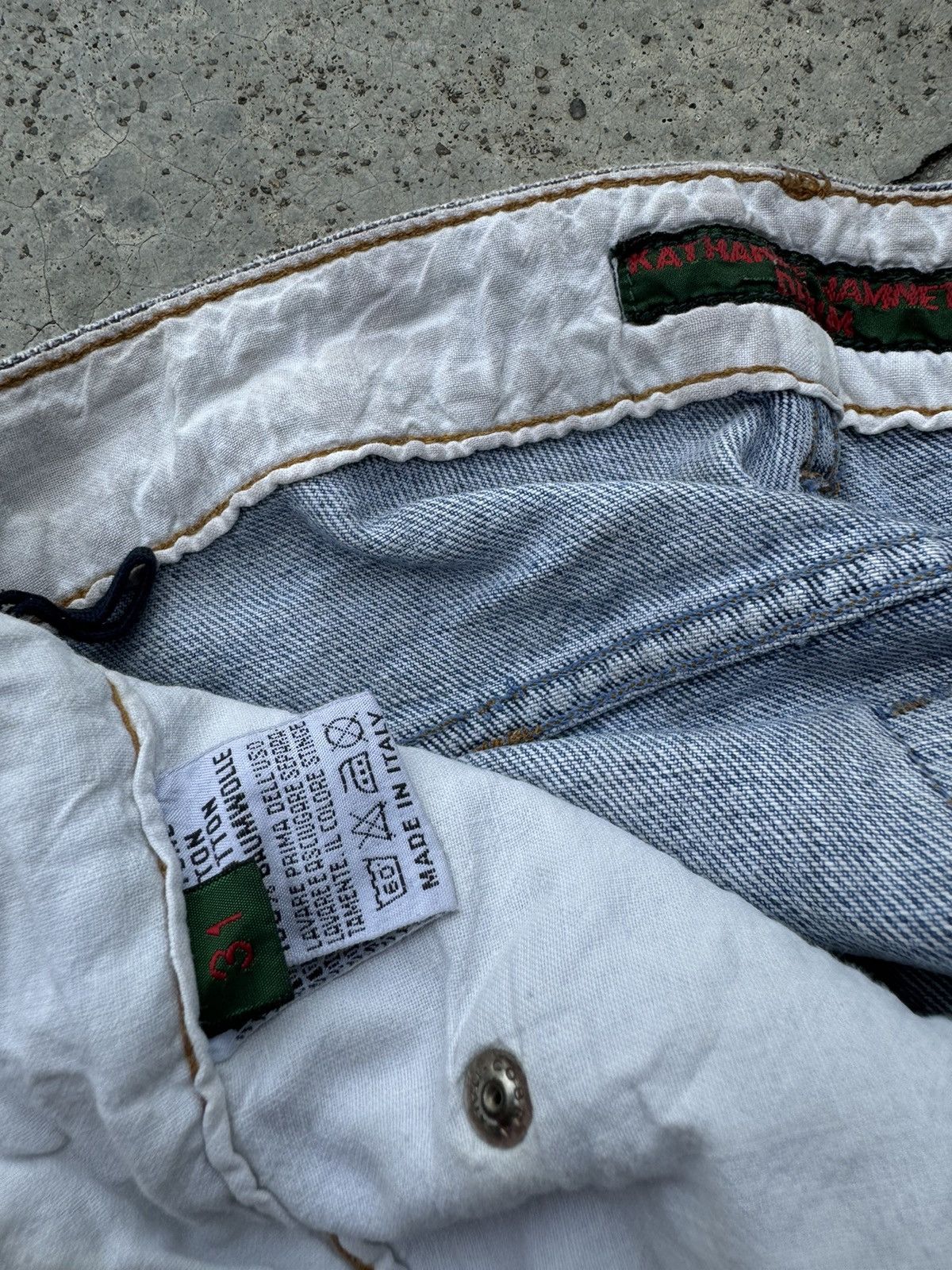 Katharine Hamnett London RARE Design🔥Vintage Katharine Hammett printed denim jeans Size US 31 - 12 Thumbnail