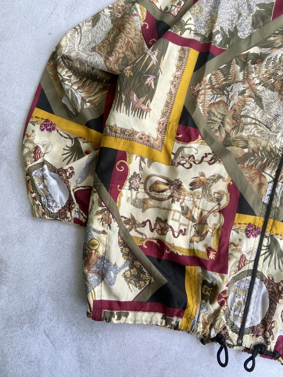 Salvatore Ferragamo Vintage Salavatore Ferragamo Full Print jacket Silk Size US XL / EU 56 / 4 - 5 Thumbnail