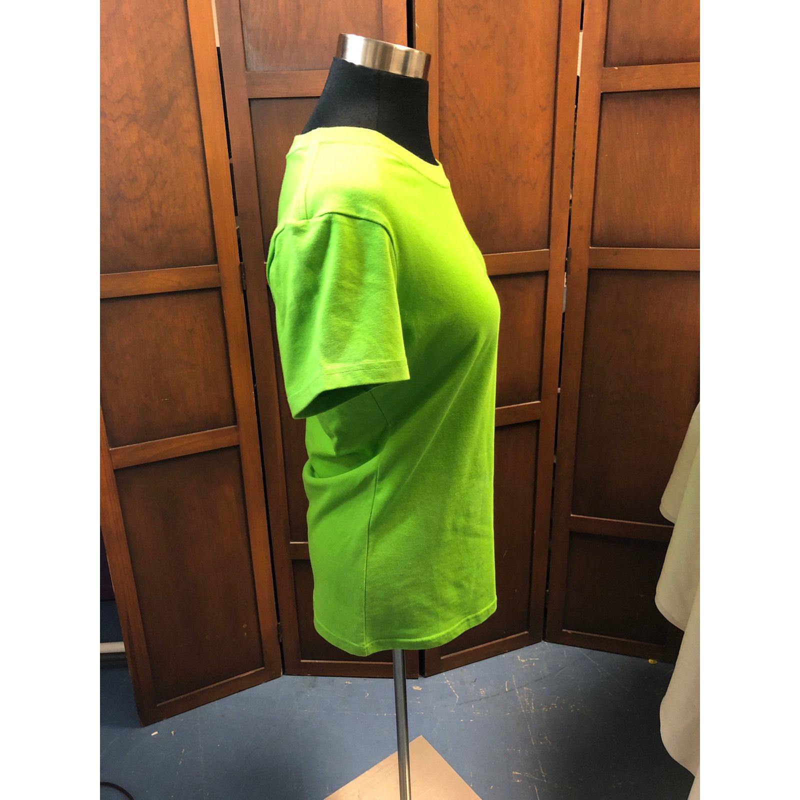 Nike womans nike dri fit short sleeve shirt Size US M / EU 48-50 / 2 - 4 Thumbnail