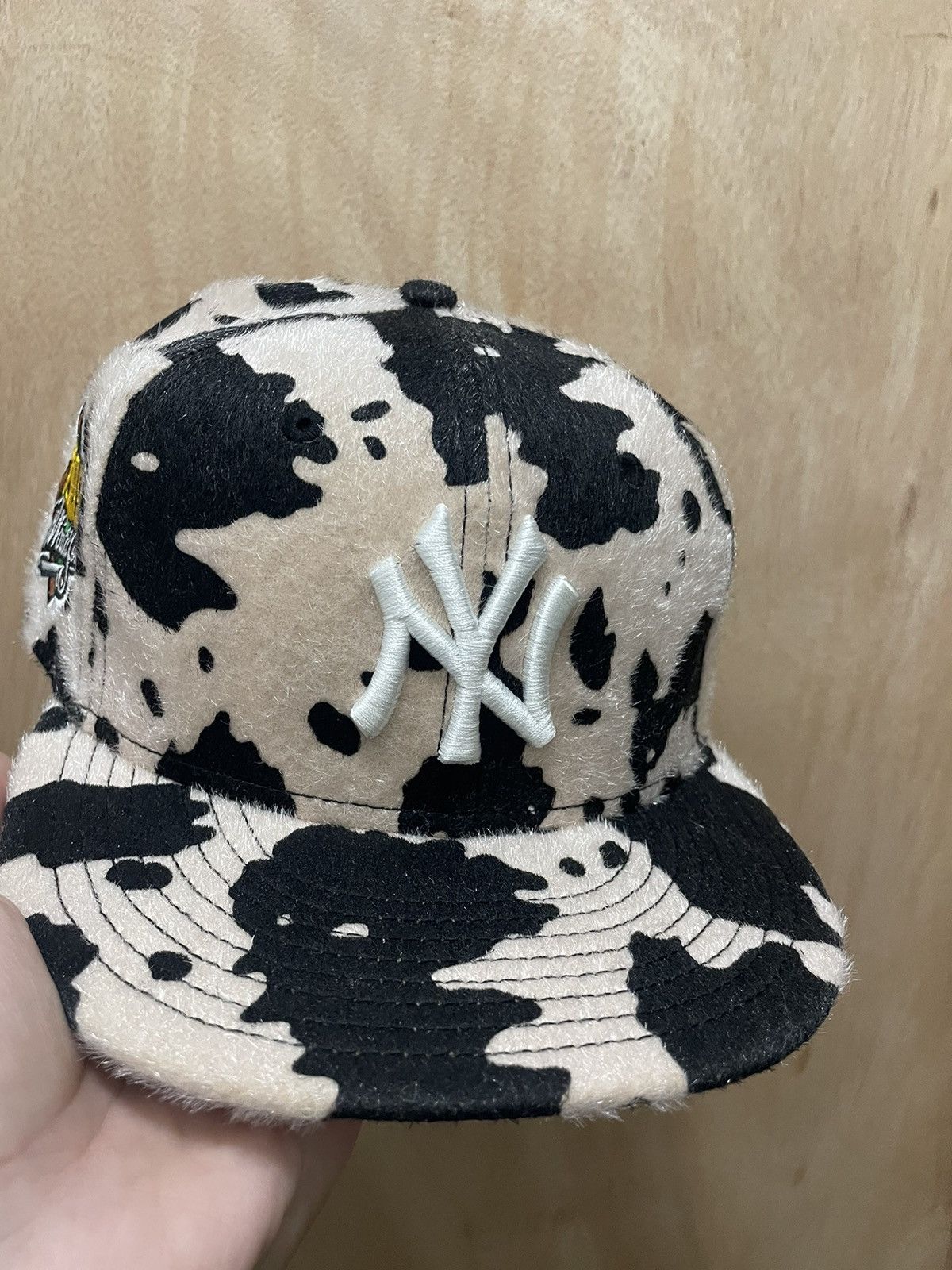 New Era Hat club cattle pack New York Yankees 1999 World 7 1/8 Size ONE SIZE - 1 Thumbnail
