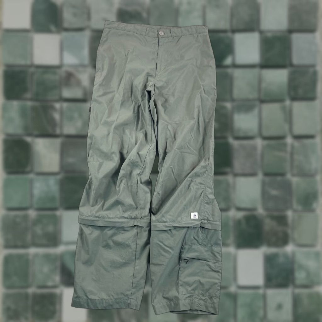 Nike ACG VINTAGE Nike ACG Cargo Convertible Pants Women M Military Green Paratrooper Straight Leg Size 32" / US 10 / IT 46 - 1 Thumbnail