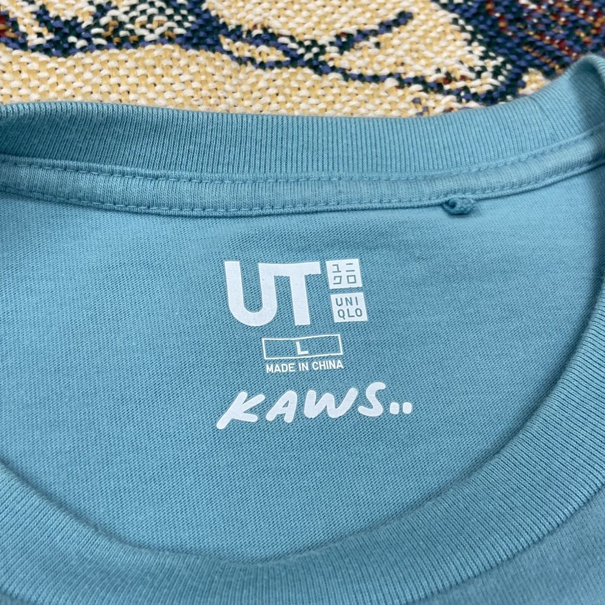 Kaws × Uniqlo Uniqlo x Kaws Shirt Size US L / EU 52-54 / 3 - 2 Thumbnail