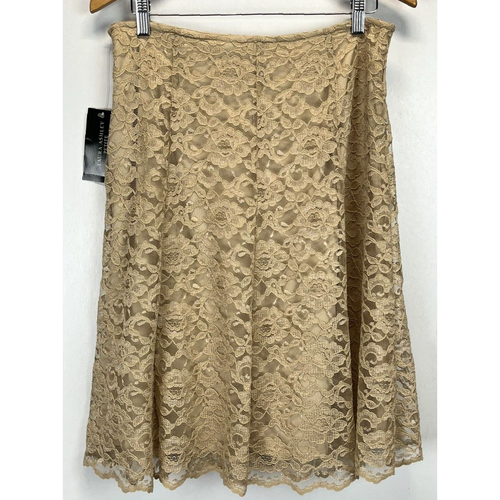 Laura Ashley VINTAGE Laura Ashley Skirt Petite 14P Tan Lace Overlay Knee Length Aline Floral Zip Feminine Romantic Pants? Size 36" / US 14 / IT 50 - 2 Thumbnail