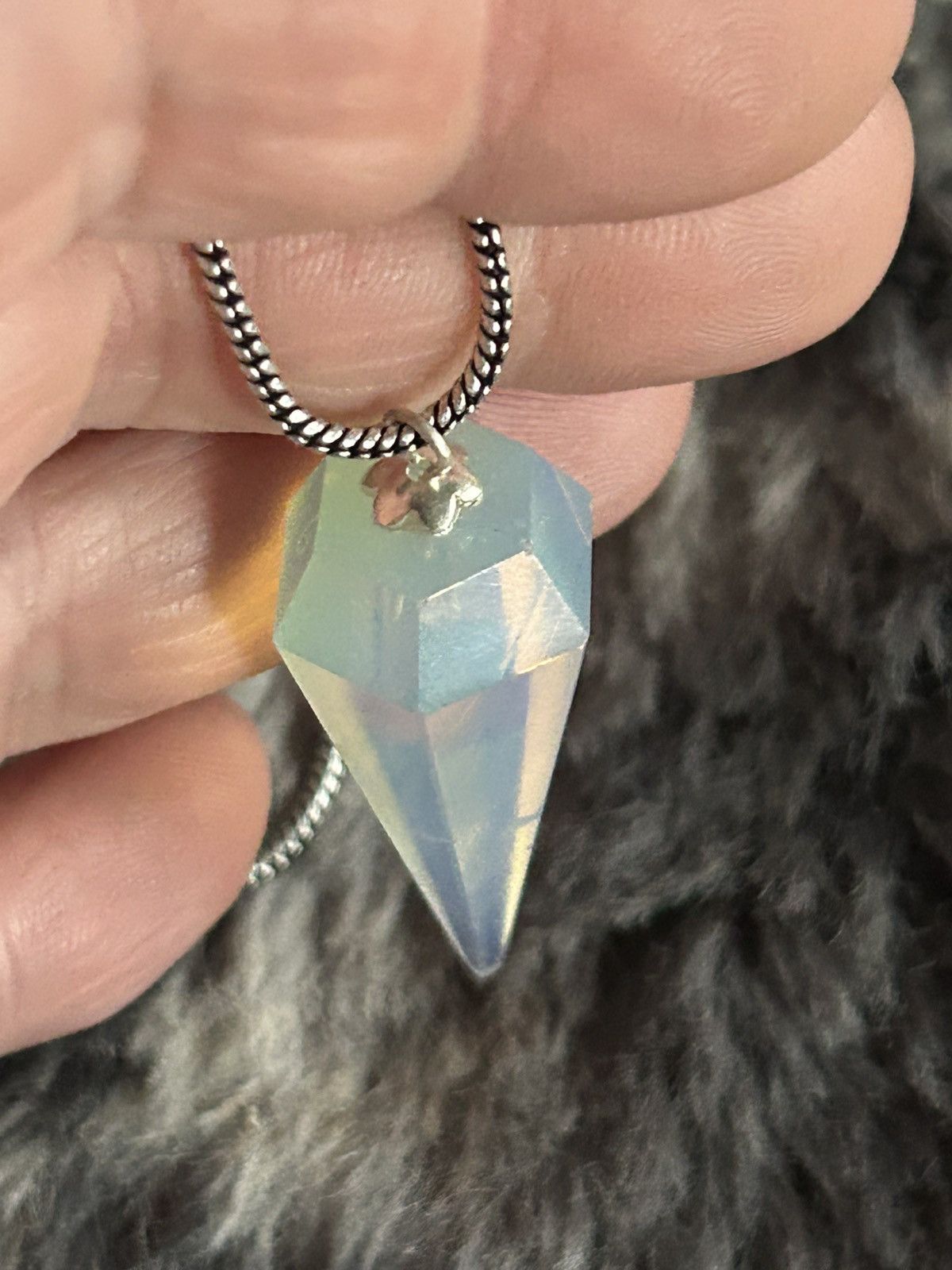 Vintage Vintage faceted icicle opalite glass pendant necklace Size ONE SIZE - 7 Thumbnail