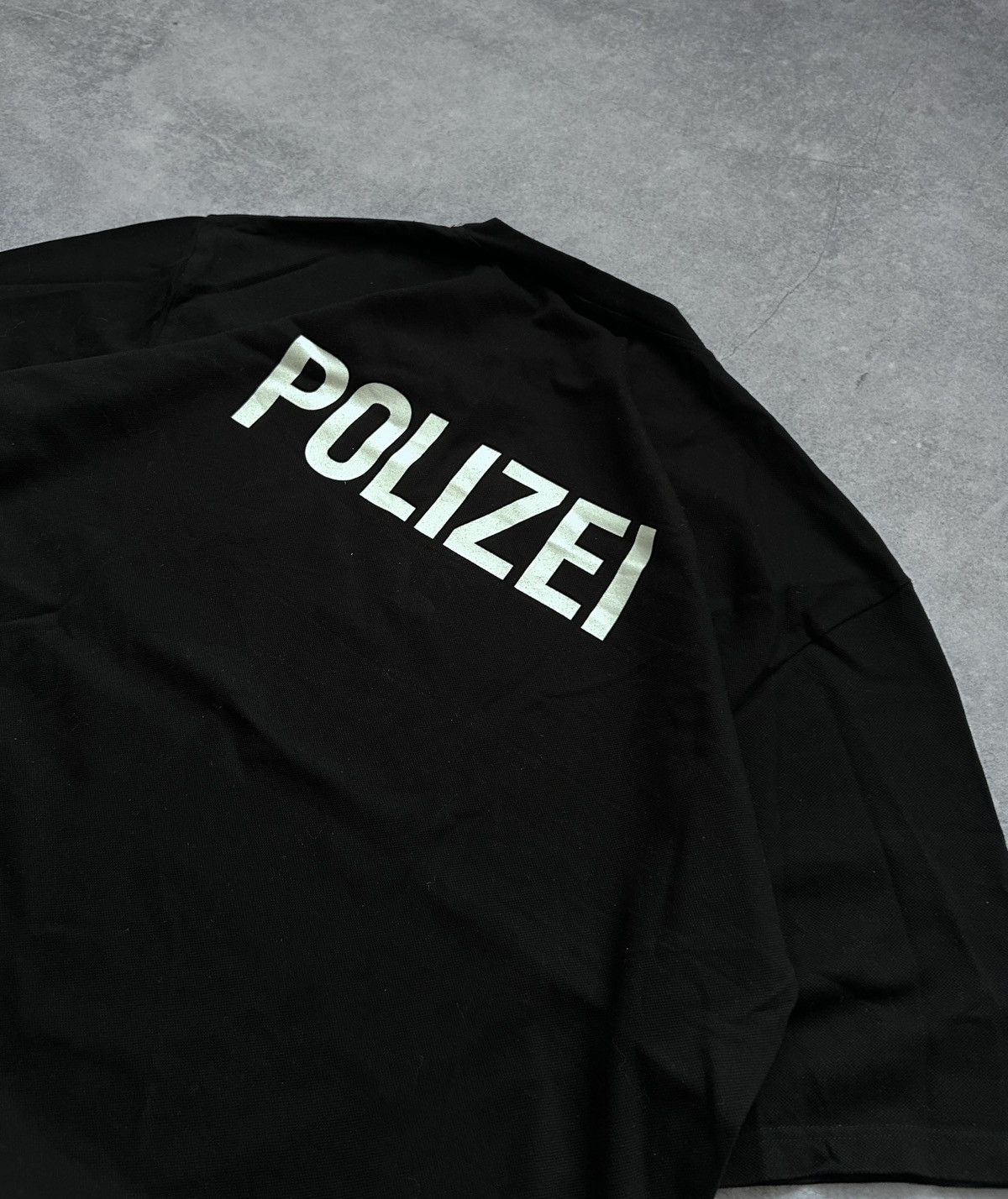 Hypebeast Vintage Trigema Germany POLIZEI big logo shirt Yezzy style Size US XL / EU 56 / 4 - 5 Thumbnail