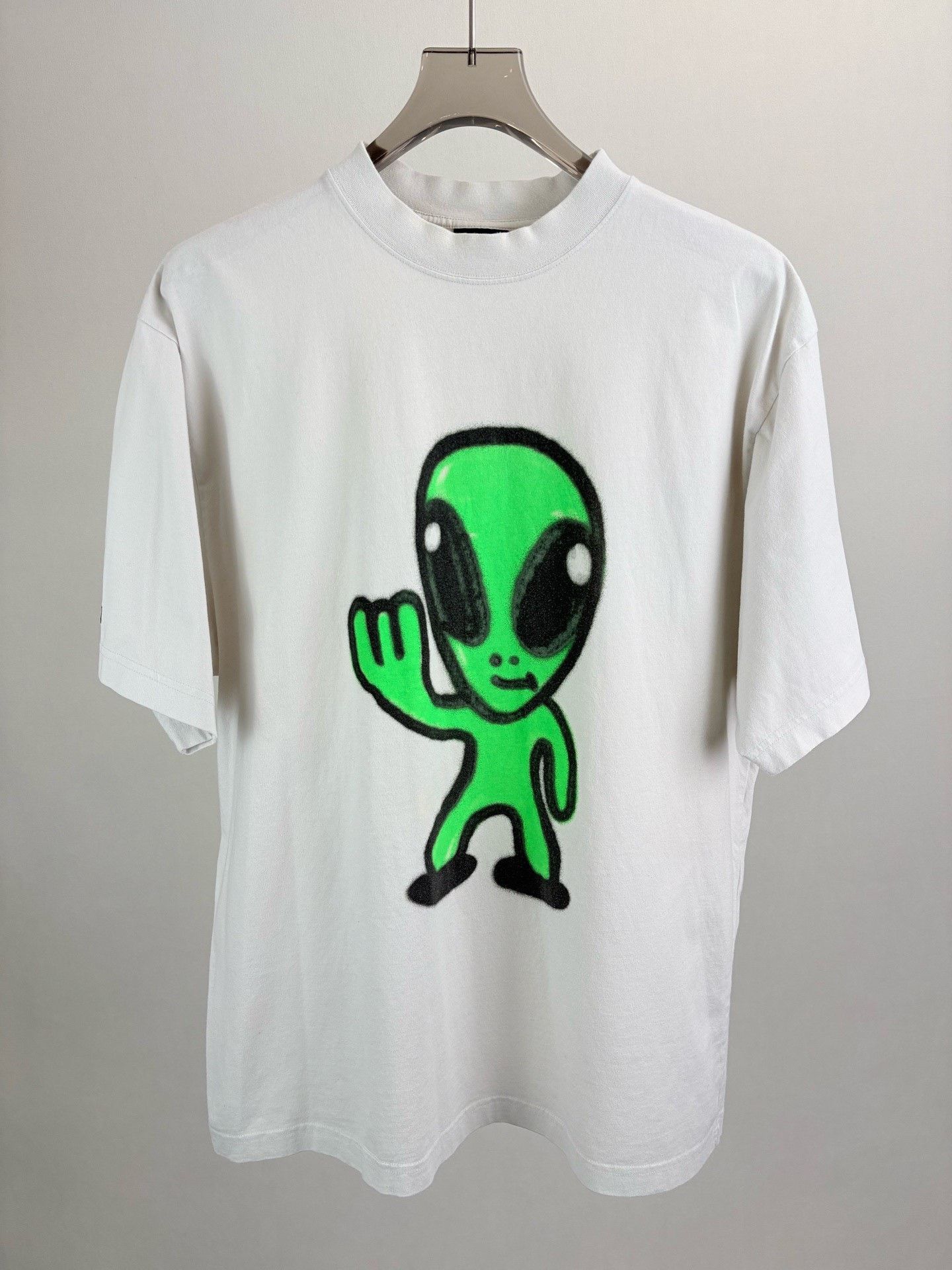 Balenciaga Balenciaga Alien Graphic T-Shirt Size US XS / EU 42 / 0 - 1 Thumbnail