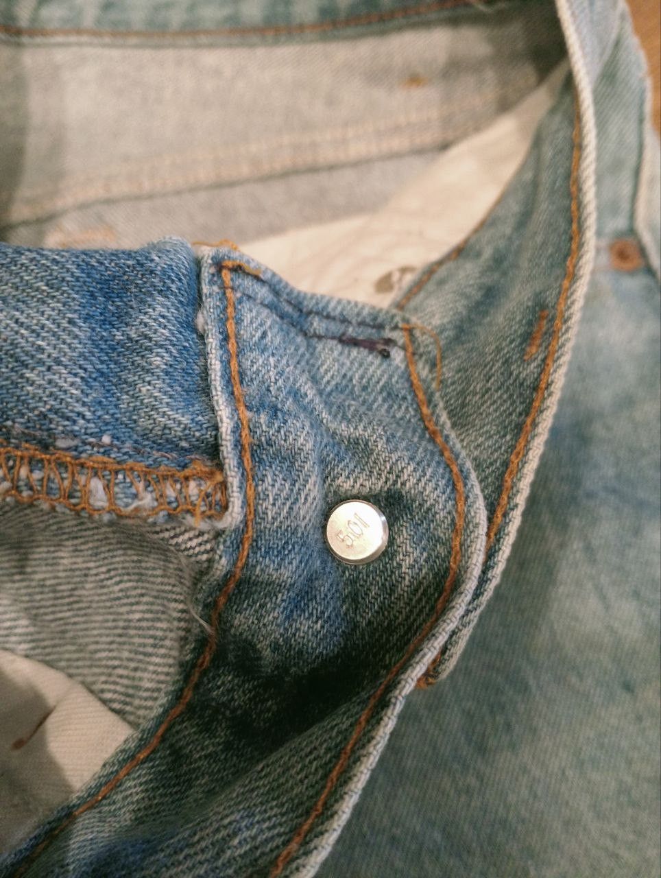 Levi's Vintage Clothing VINTAGE LEVIS 501 JEANS - SIZE 31 Size US 31 - 6 Thumbnail