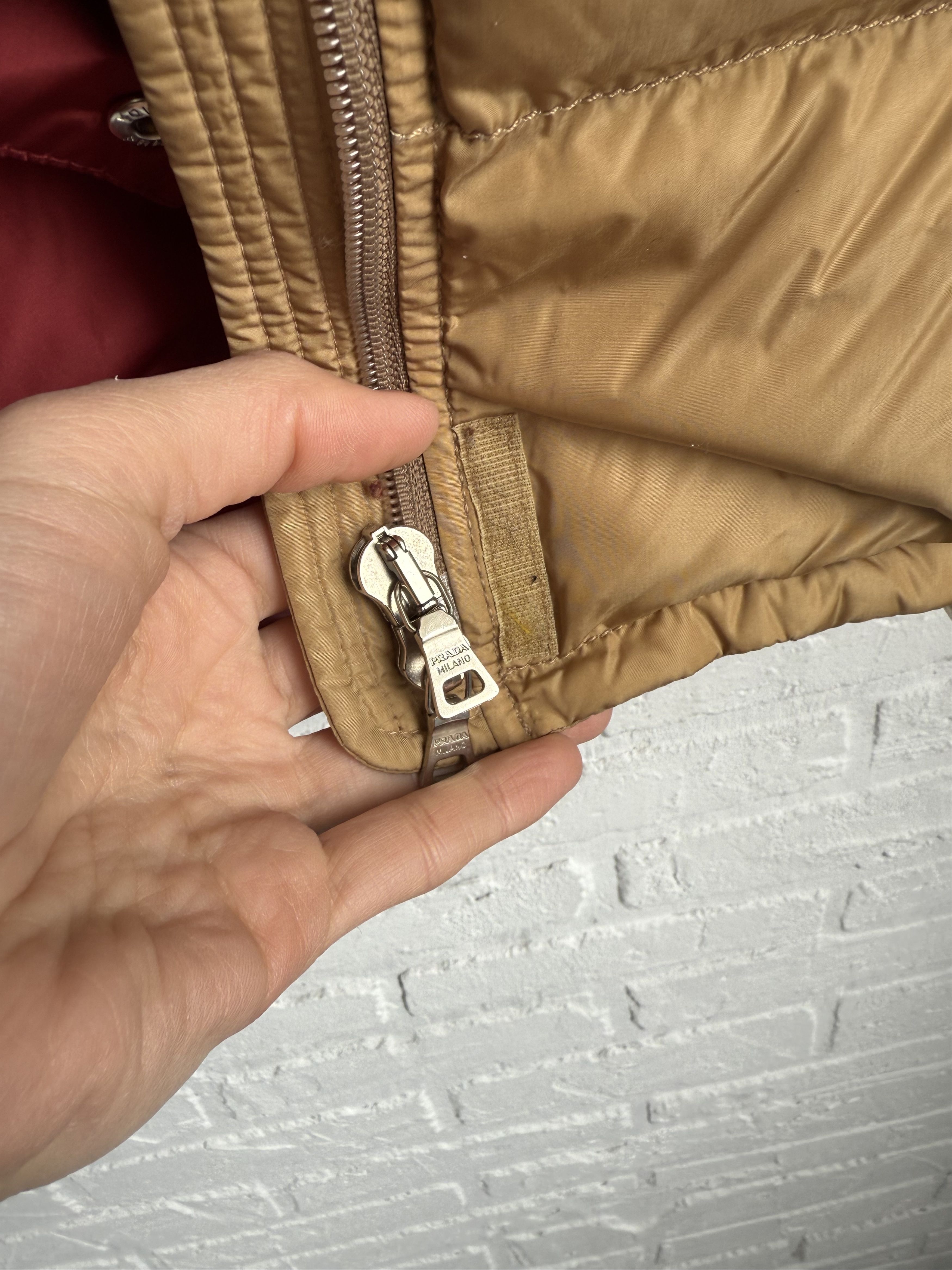 Prada Vintage Prada Sport gold puffer down jacket Size US M / EU 48-50 / 2 - 8 Thumbnail