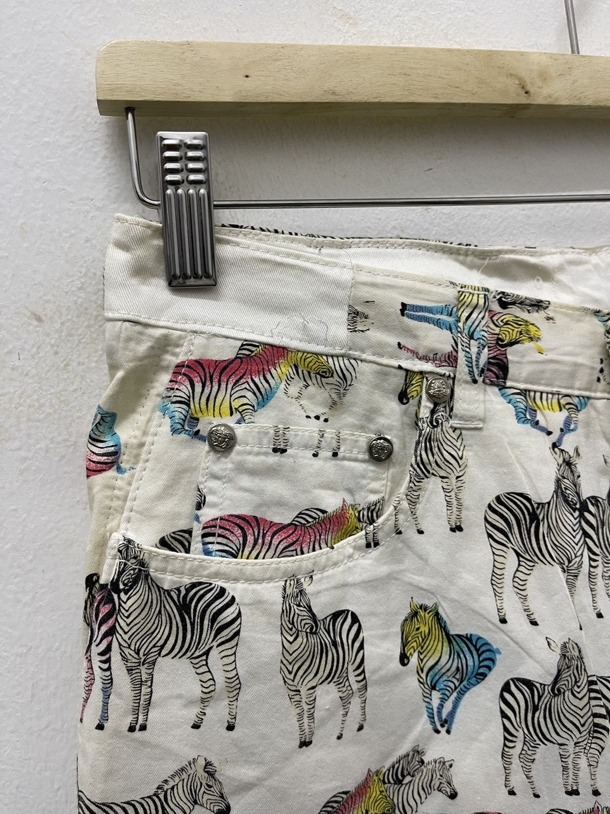 Versace Rare Vintage VERSACE JEANS COUTURE Rainbow Zebra All Over Size US 30 / EU 46 - 7 Thumbnail