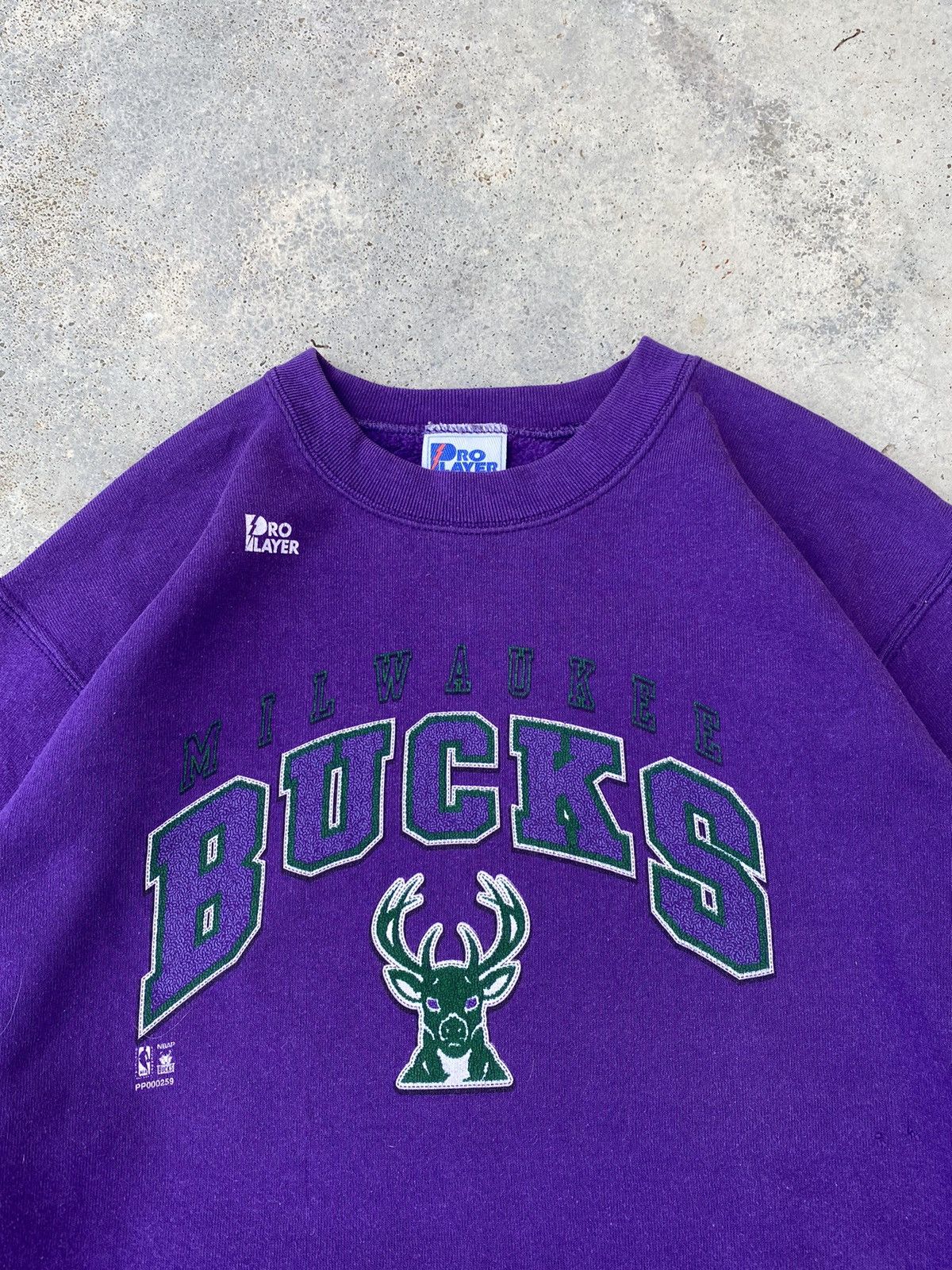 Vintage Milwaukee Bucks Crewneck Sweatshirt