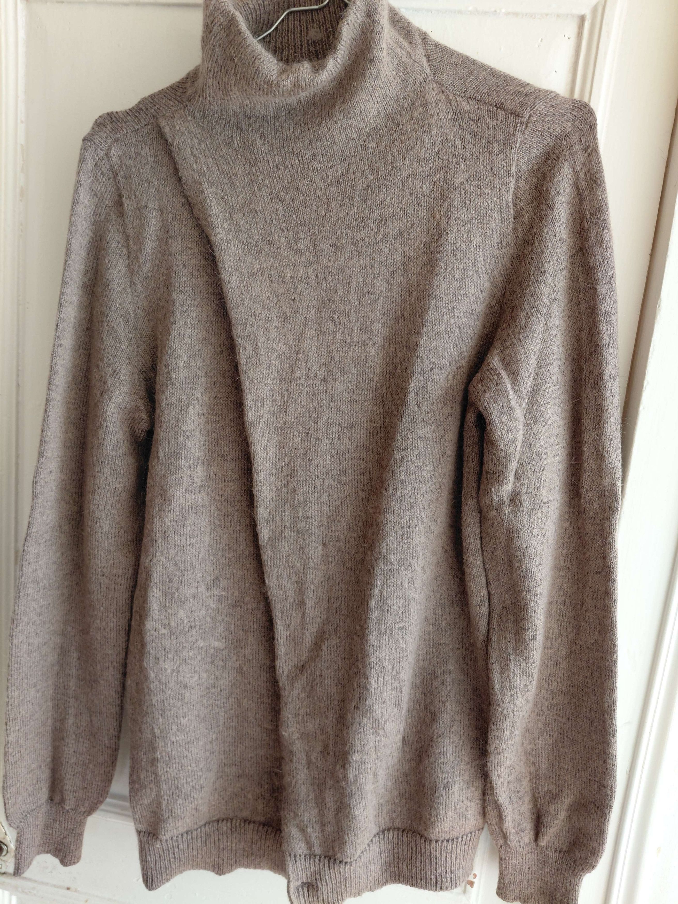 Maison Margiela MM6 open turtleneck Size L / US 10 / IT 46 - 1 Thumbnail