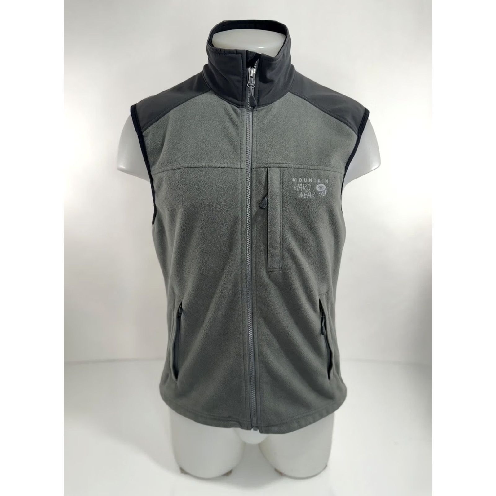 Mountain Hardwear Mountain Hardwear Vest Mens M Full Zip Embroidered Gray Size US M / EU 48-50 / 2 - 2 Thumbnail
