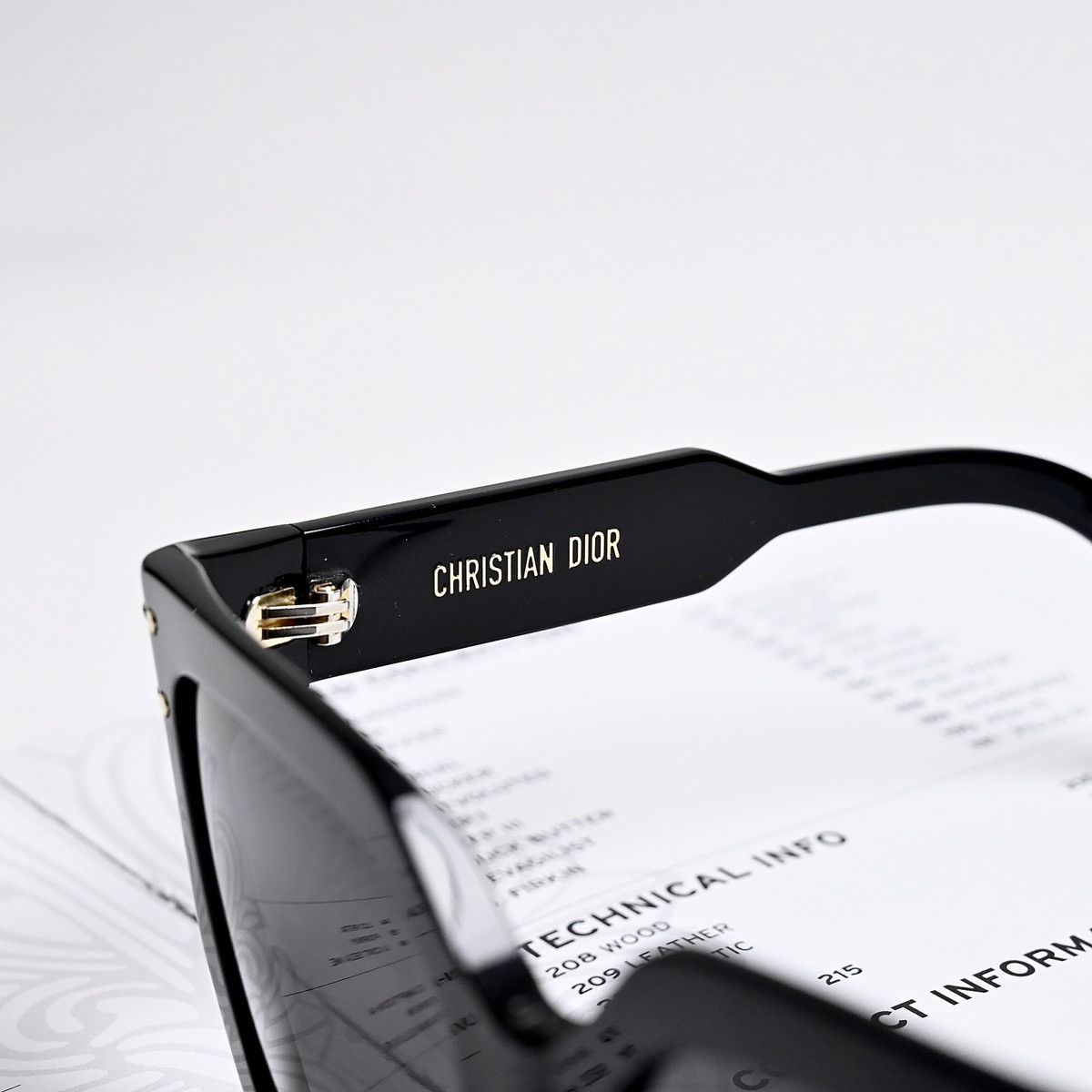 Dior DIOR DIORSIGNATURE S10F SUNGLASSES Size ONE SIZE - 4 Thumbnail