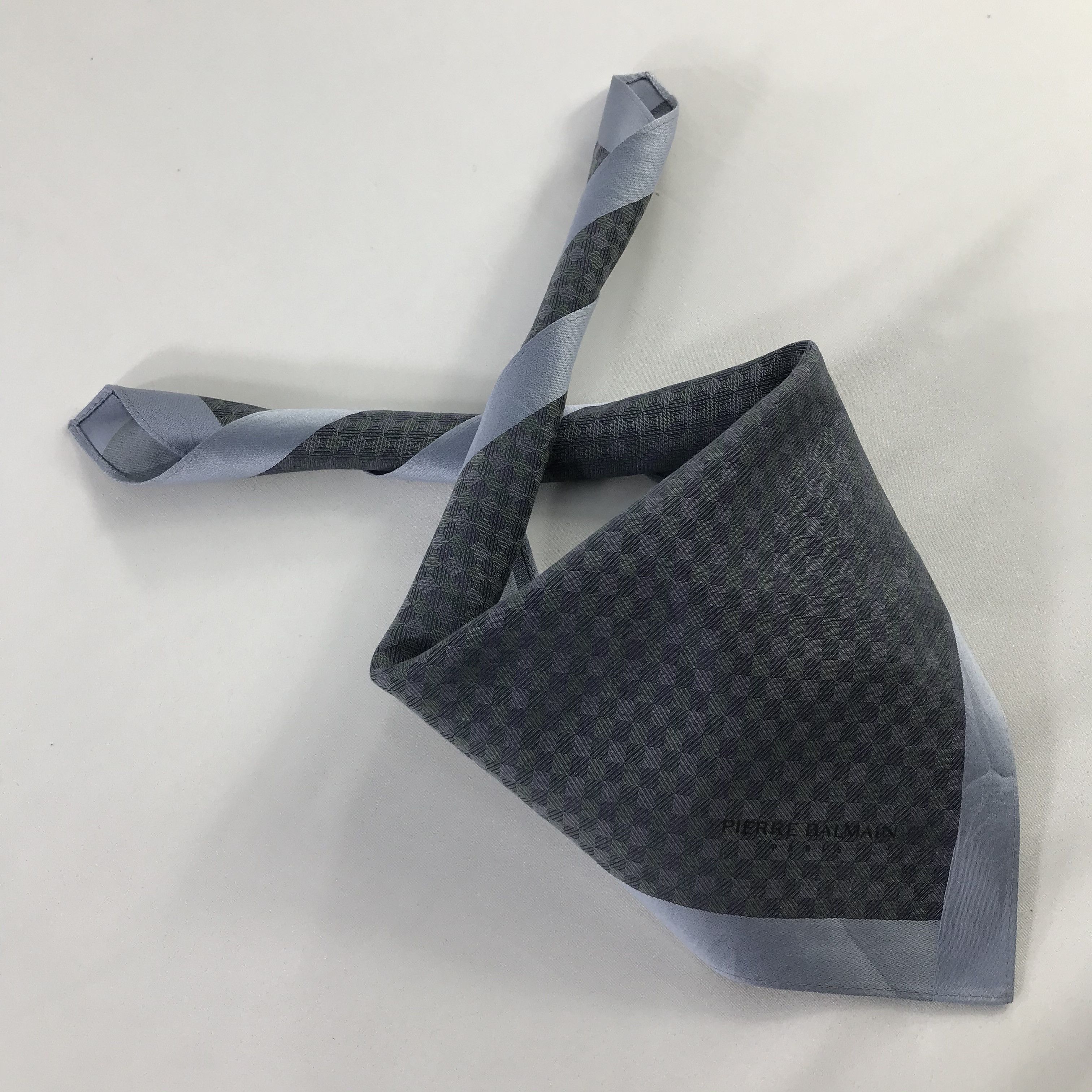 Pierre Balmain × Vintage Pierre Balmain Bandana / Handkerchief / Neckerchief - S423 Size ONE SIZE - 4 Thumbnail