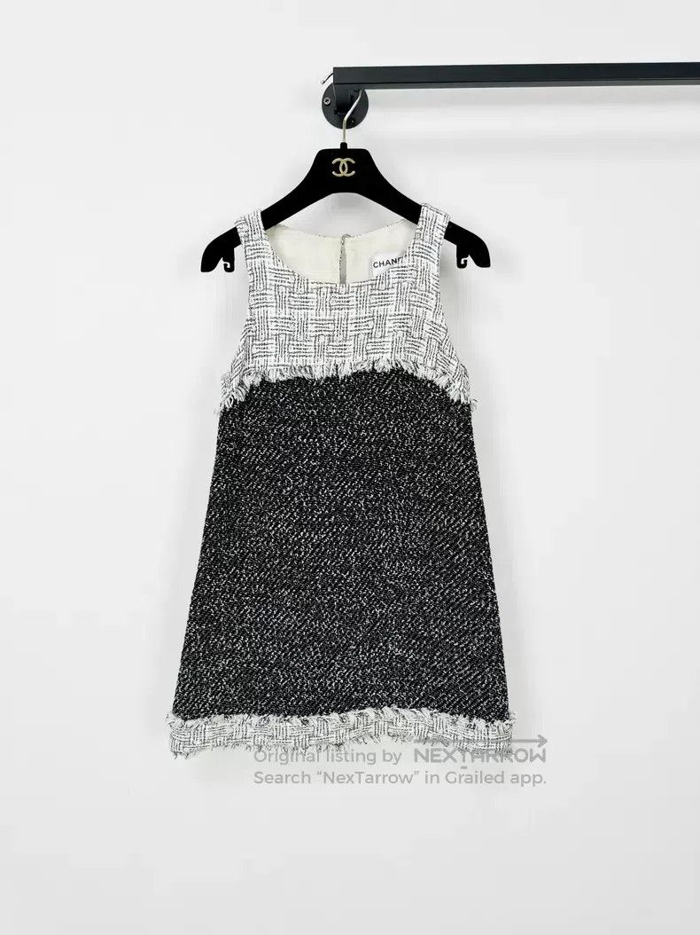 Chanel Chanel Knitted dress Size XXS / US 00 / IT 34 - 1 Thumbnail