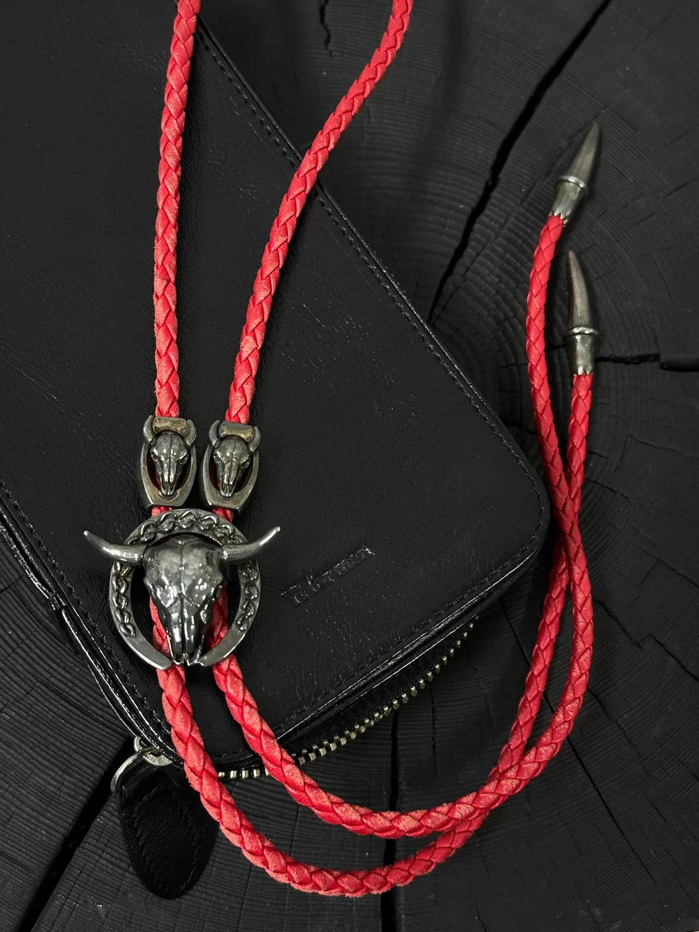 Yohji Yamamoto Yohji Yamamoto y's 00s sheep head tie clip red/black Size ONE SIZE - 1 Thumbnail