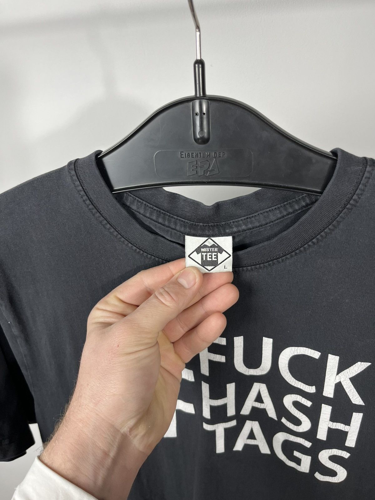 Other Vintage Black Graphic T Shirt Fuck Hashtags Streetwear Size US L / EU 52-54 / 3 - 5 Thumbnail