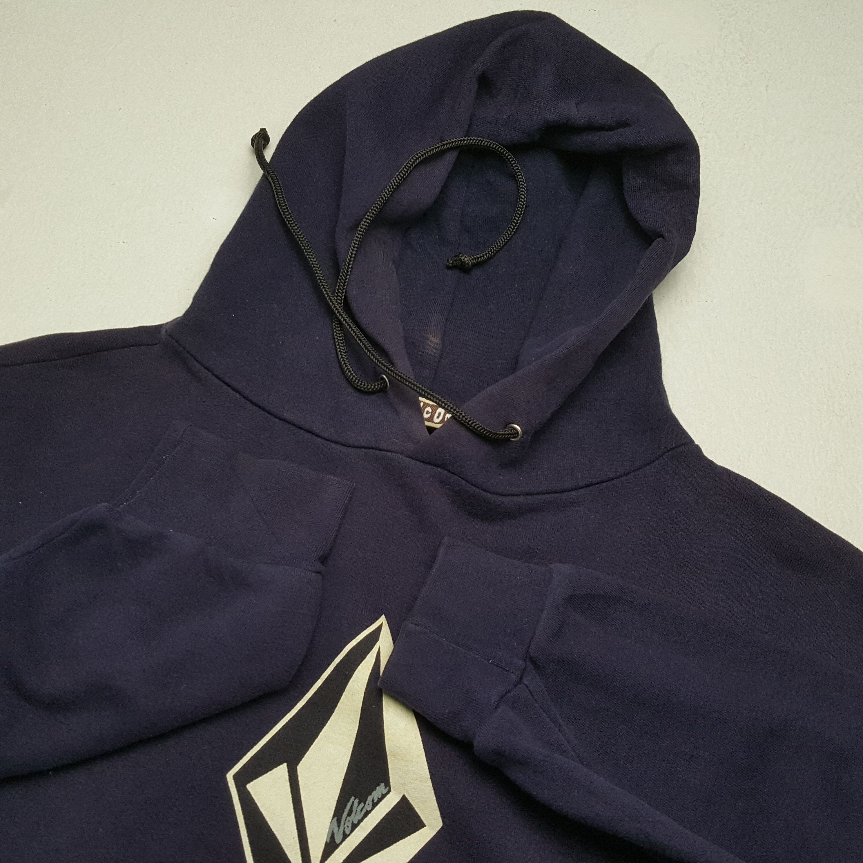 Vintage × Volcom VOLCOM Center Logo Design Hoodies Size US XL / EU 56 / 4 - 9 Thumbnail