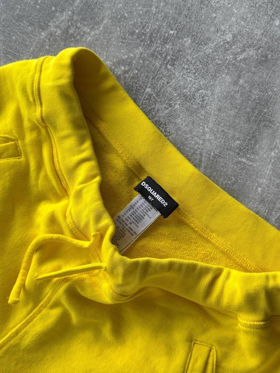 Dsquared2 DSQUARED2 yellow shorts size s Size US 30 / EU 46 - 3 Thumbnail