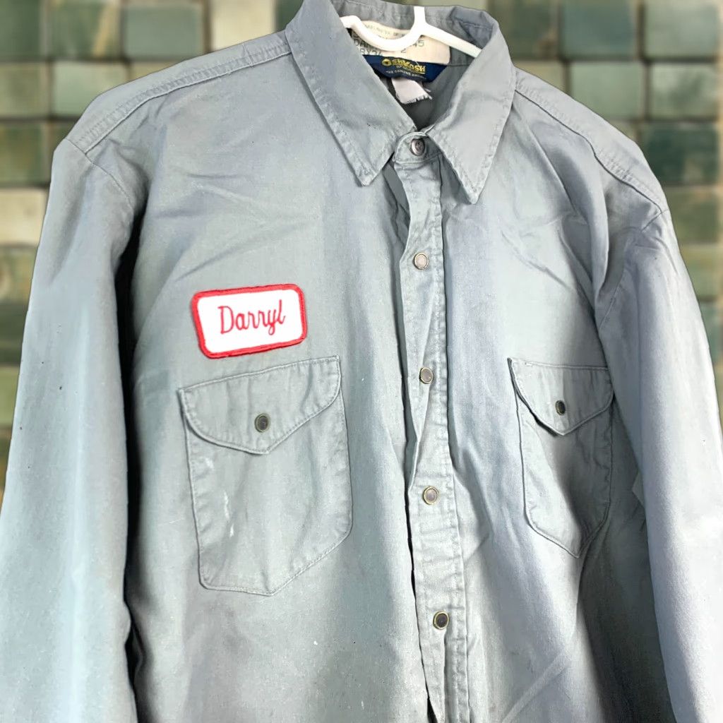 Vintage VINTAGE OshKosh B'gosh Gray Long Sleeve Button Down Work Shirt 38x34 Destroyed Mens Shirt Size US M / EU 48-50 / 2 - 1 Thumbnail