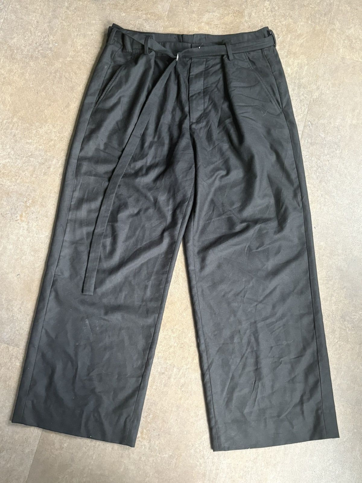 Ann Demeulemeester Ann Demeulemeester Wide Leg Belted Trousers Size US 34 / EU 50 - 1 Thumbnail