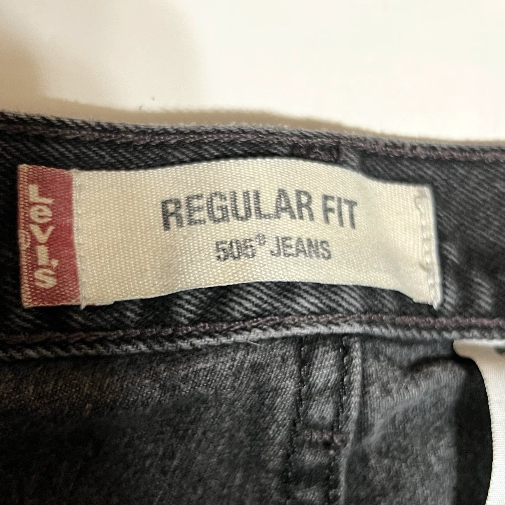 Levi's Levi's 505 Jeans Mens Regular Straight Leg 36x30 Black Denim Distressed Y2K USA 500 Series Size US 36 / EU 52 - 7 Thumbnail