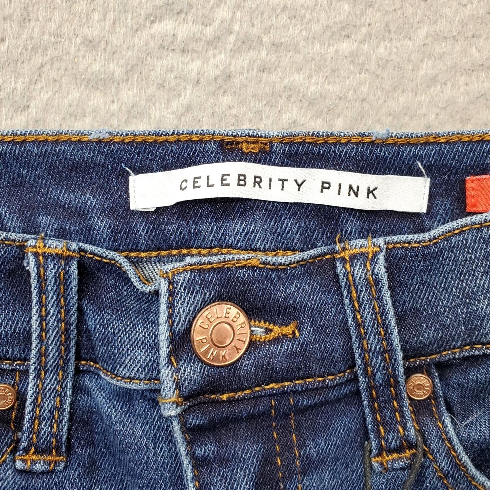 Vintage Celebrity Pink Iconic Womens 1/25 Blue High Rise Distressed Cuffed Mom Shorts, 2.25 Inseam, Denim, Pocket, 5-Pocket, Size 1, NWT, Summer Womens Shorts Size 25" / US 0 / IT 36 - 6 Thumbnail