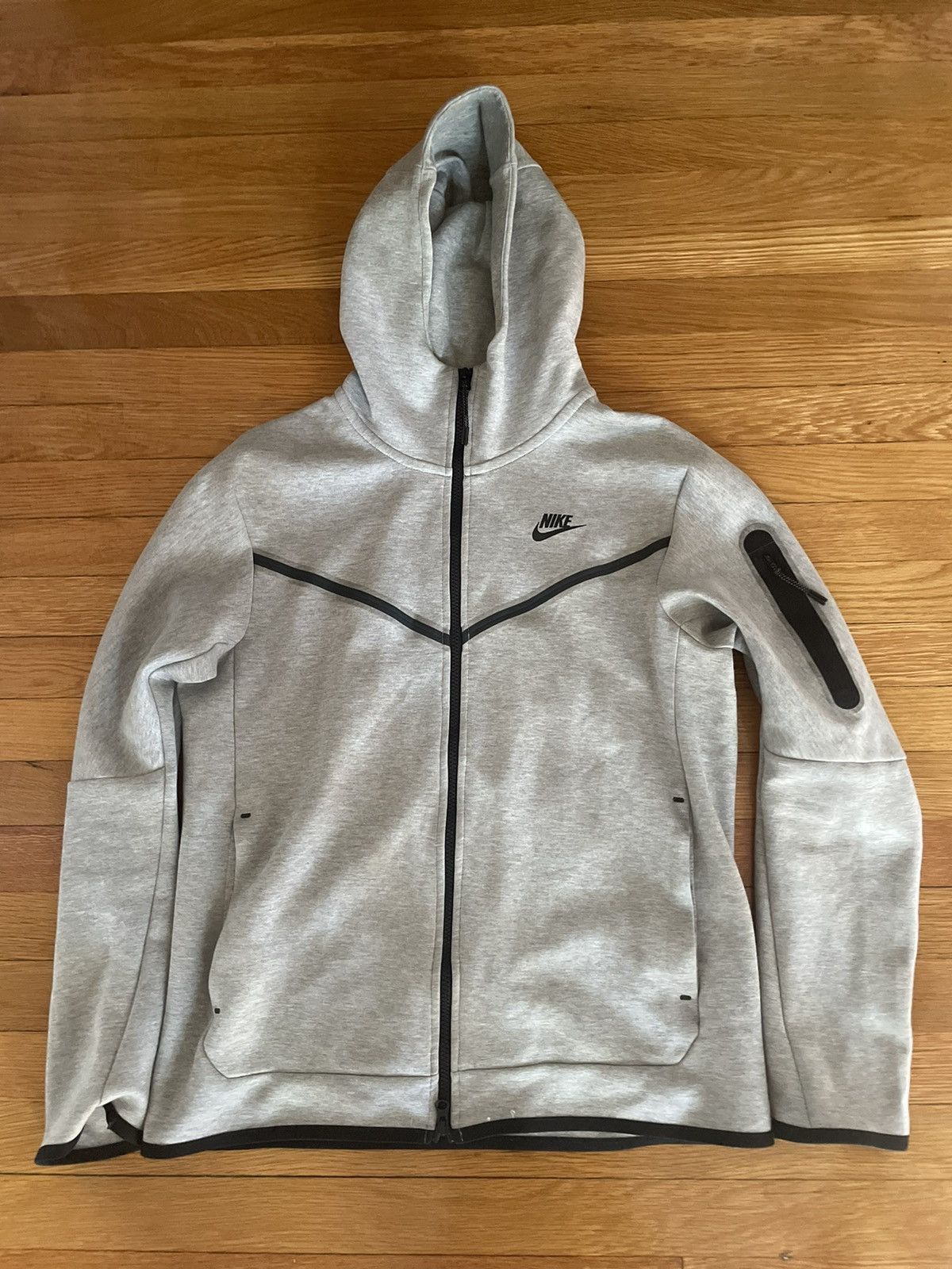 Nike Nike Tech Fleece Gray Zip Hoodie Size US M / EU 48-50 / 2 - 1 Thumbnail
