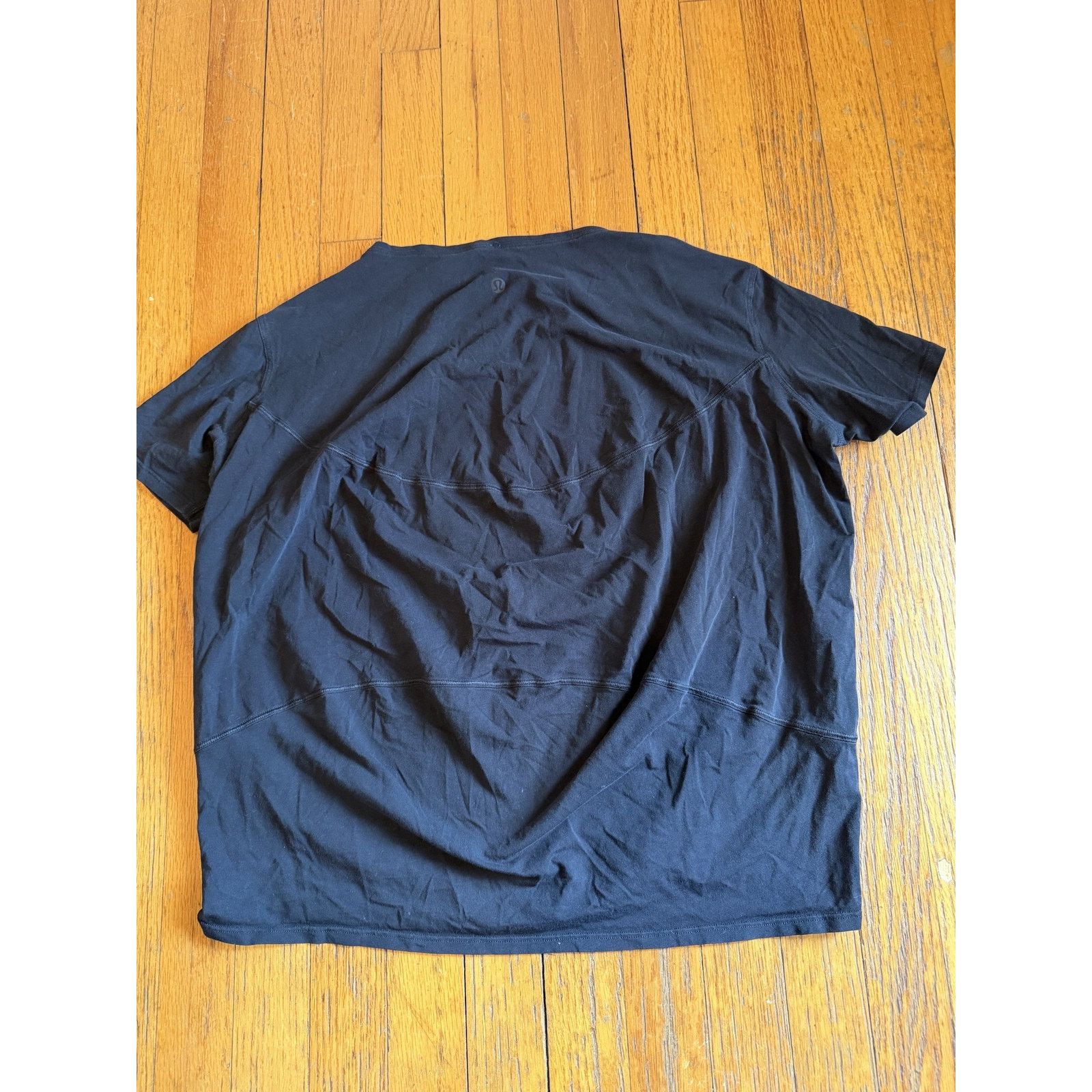 Lululemon Lululemon Shirt Black Basic Athletic Running Workout Tee Size S / US 4 / IT 40 - 2 Thumbnail