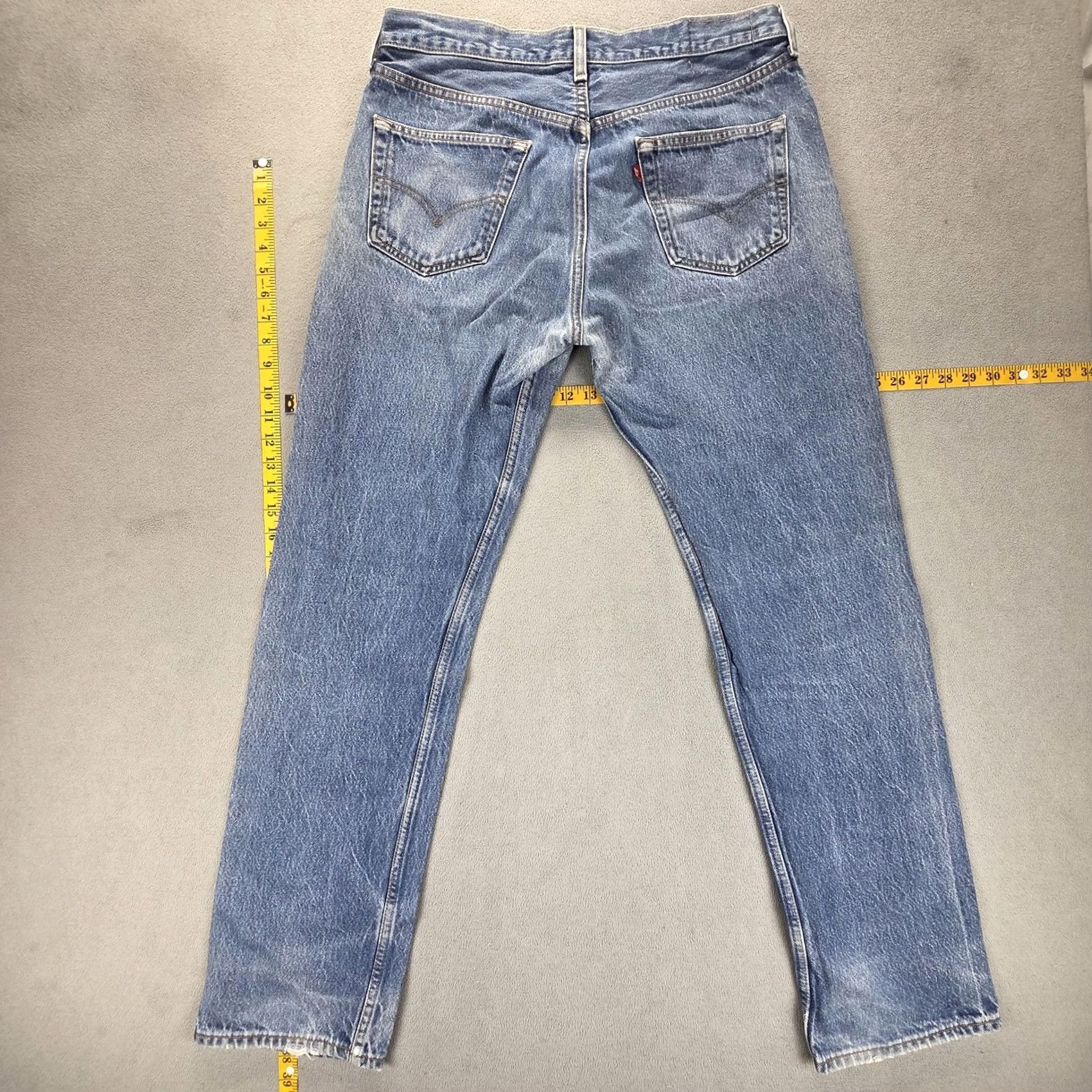 Levi's VINTAGE Levi's 501 Jeans Mens Blue Button Fly 31x32 Cross Patch 501 Levi's Denim Cotton Straight Jeans Size US 31 - 2 Thumbnail