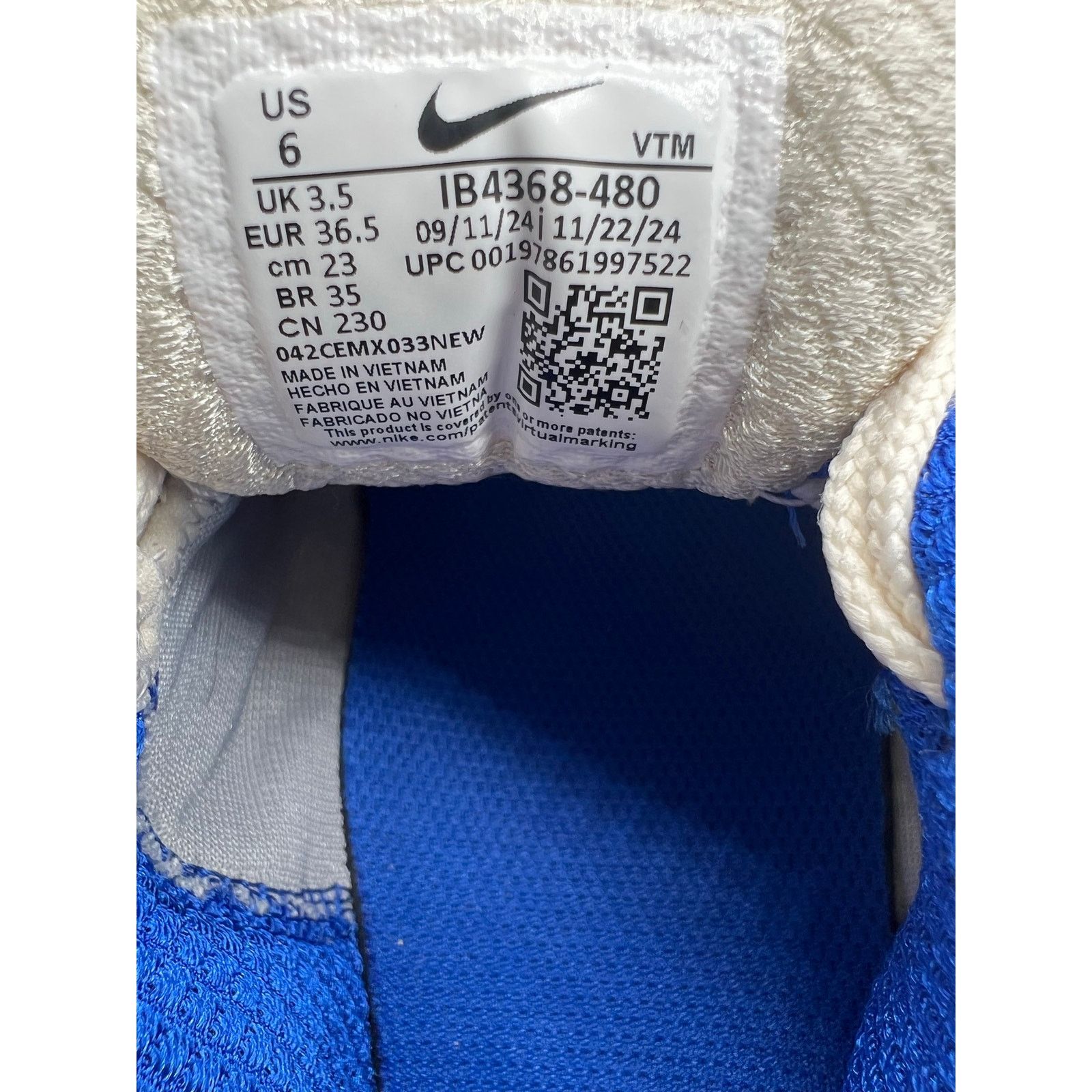 Nike Nike Air Zoom Vomero 5 “Game Royal Coconut Milk” size 6 Size US 6 / IT 36 - 6 Thumbnail