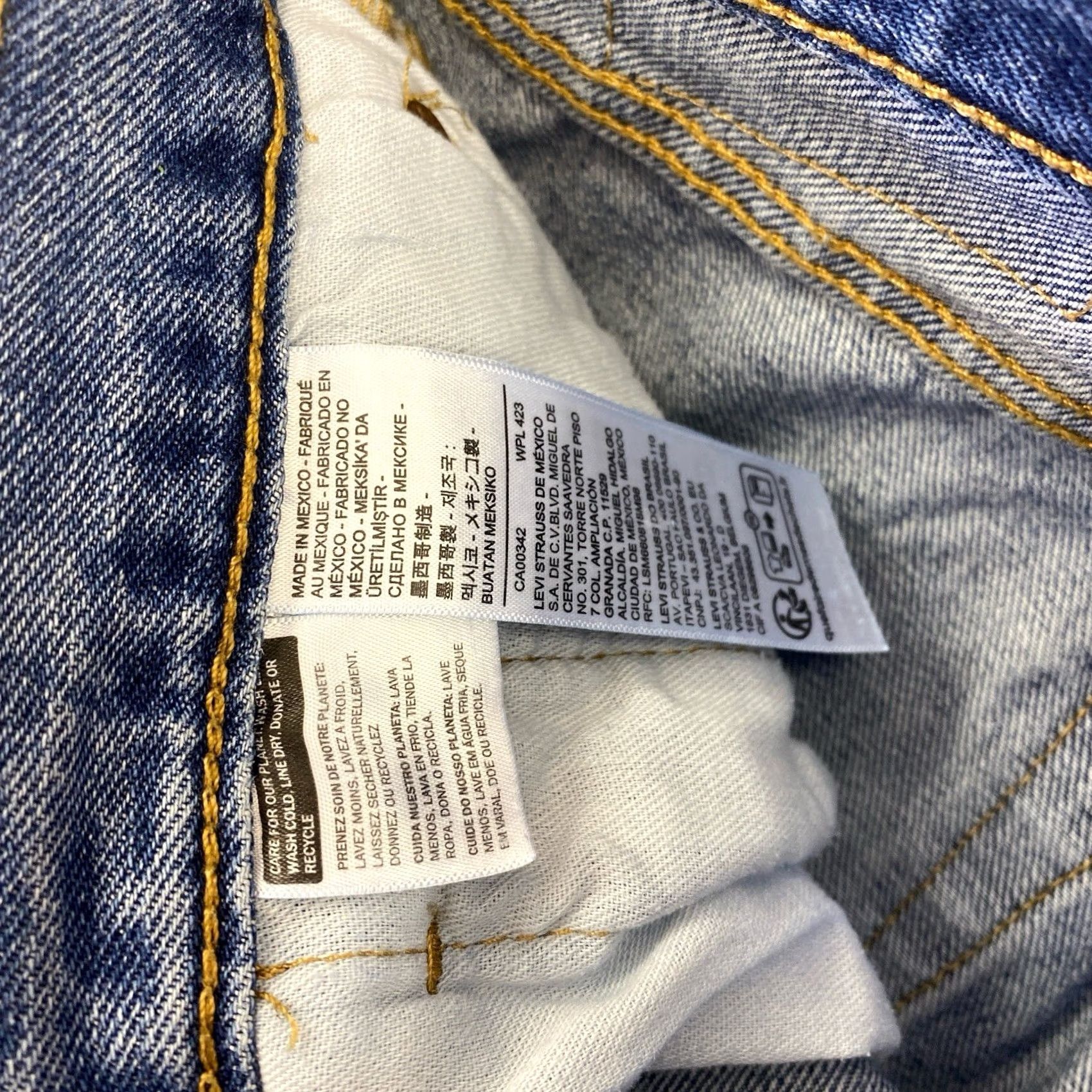 Levi's Levi's 501 Jeans Blue Straight Leg 30x30 Button Classic Logo 90s Band Rock USA Mens Jeans Classic Style Distressed Not Size US 30 / EU 46 - 4 Thumbnail