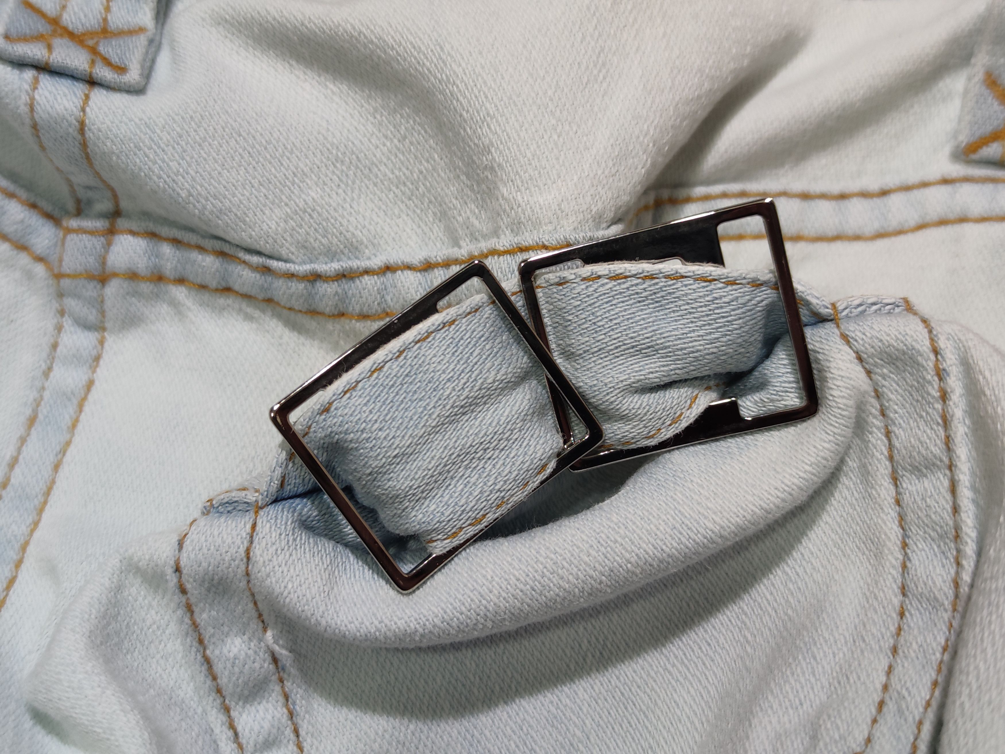 Dolce & Gabbana Vintage Dolce Gabbana Light Blue Distressed Jeans Size 27" / US 4 / IT 40 - 11 Thumbnail
